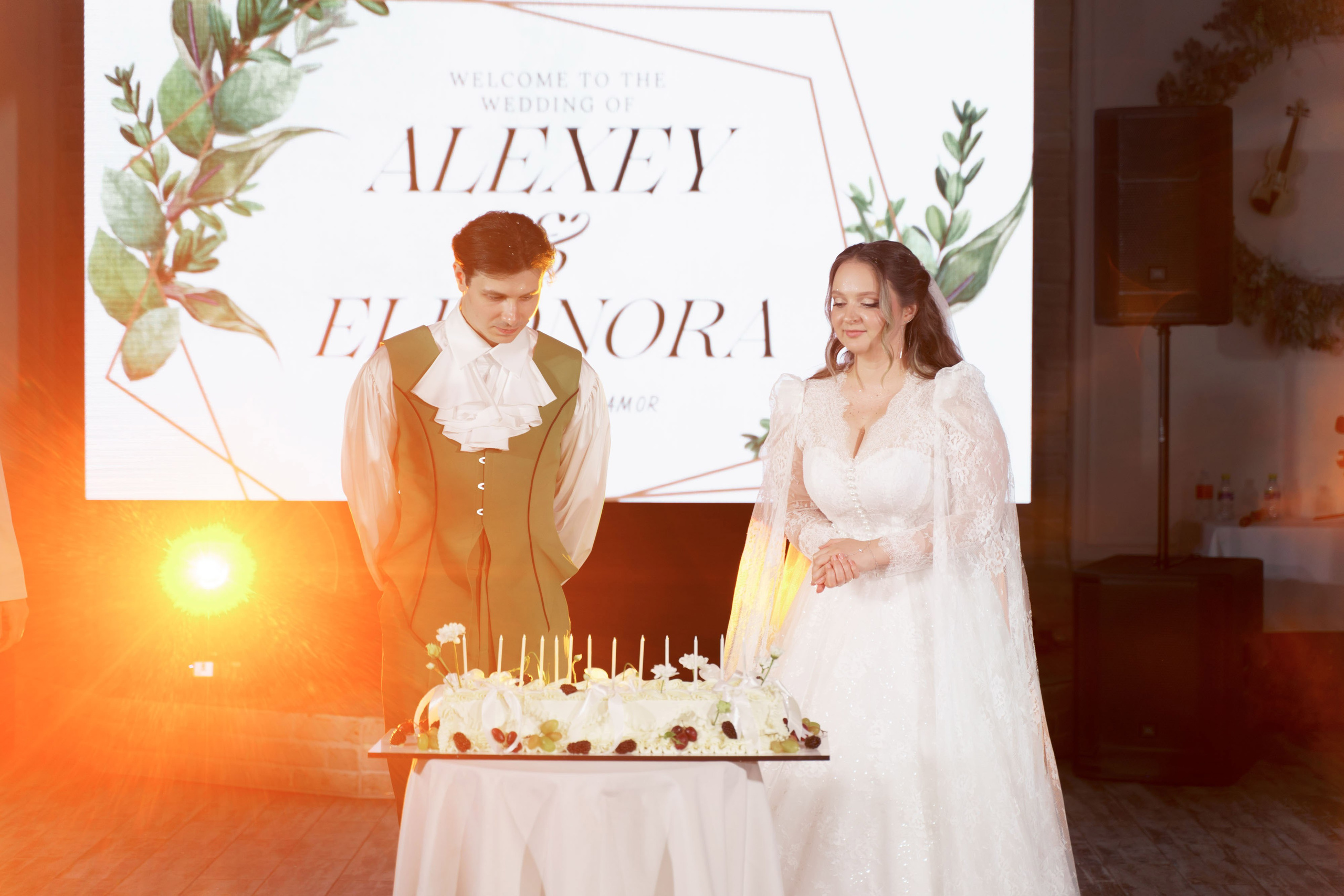 фотосессия свадебного банкета торт