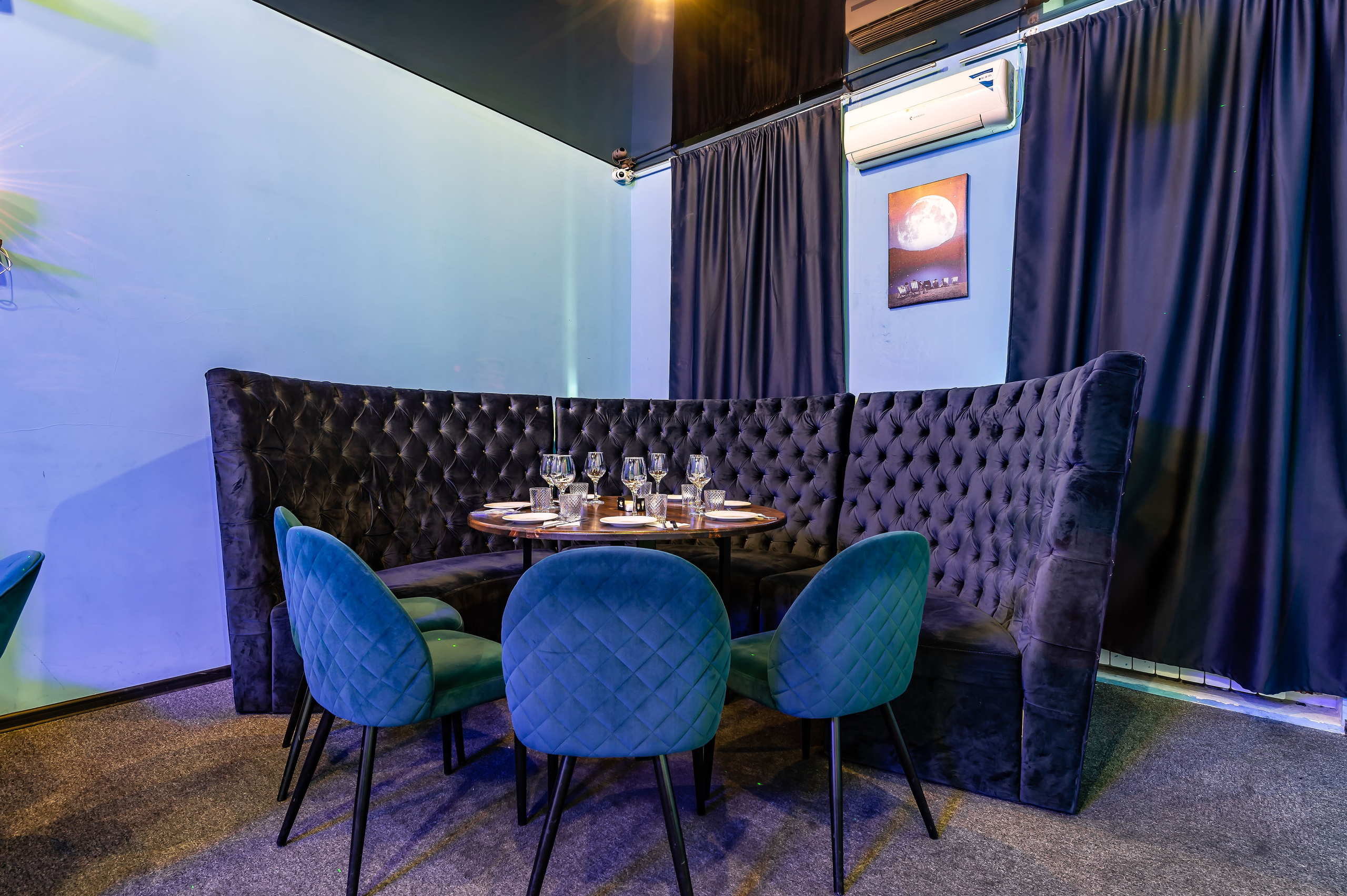 Космос. Аренда лофта в СПб для мероприятий