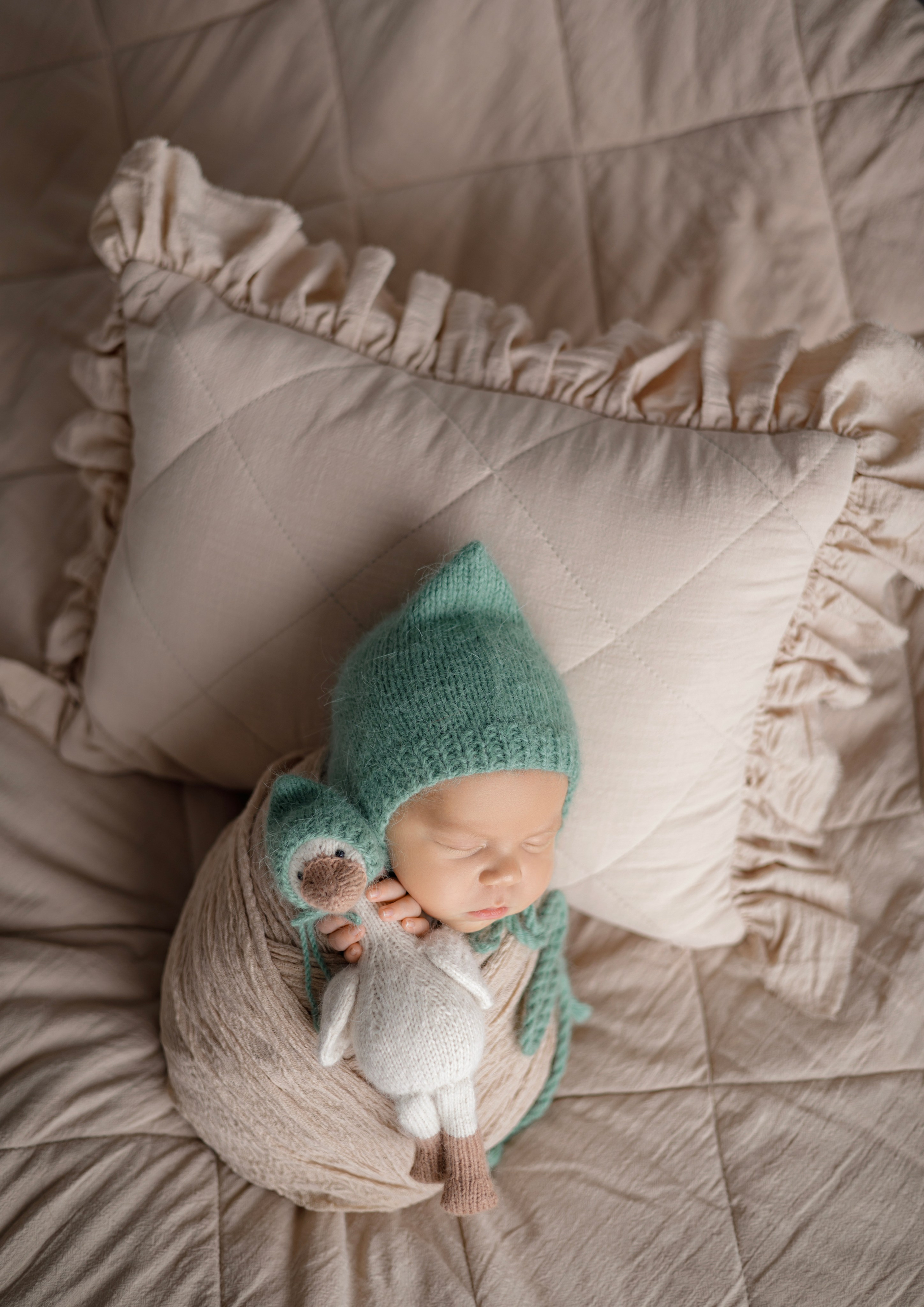 Григорий. Евгения Горбунова фотограф новорожденных в Новом Уренгое