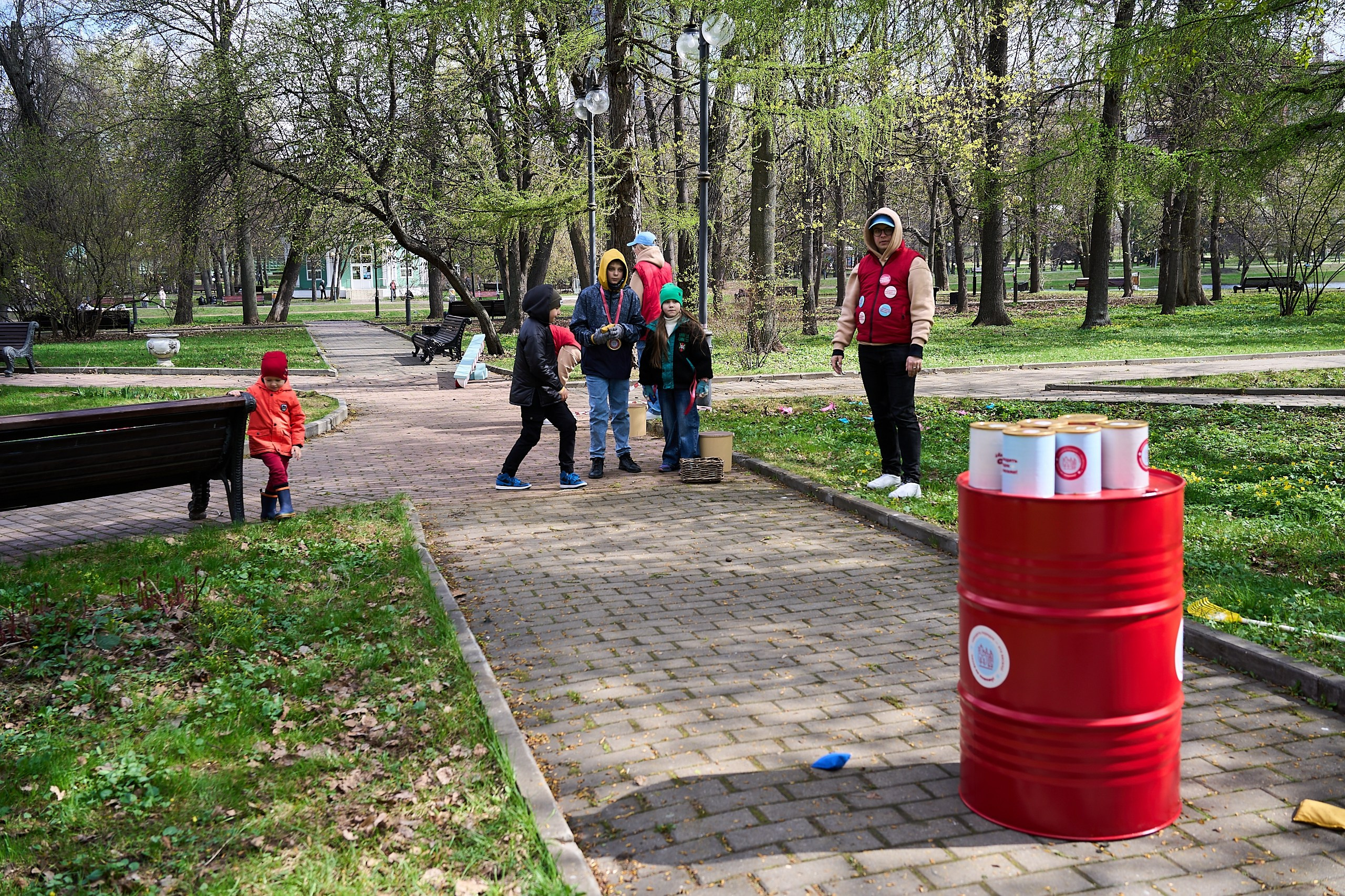 Субботник у Управления делами Мэра и Правительства Москвы. Фотограф и Видеограф в Москве. Олег Корушев