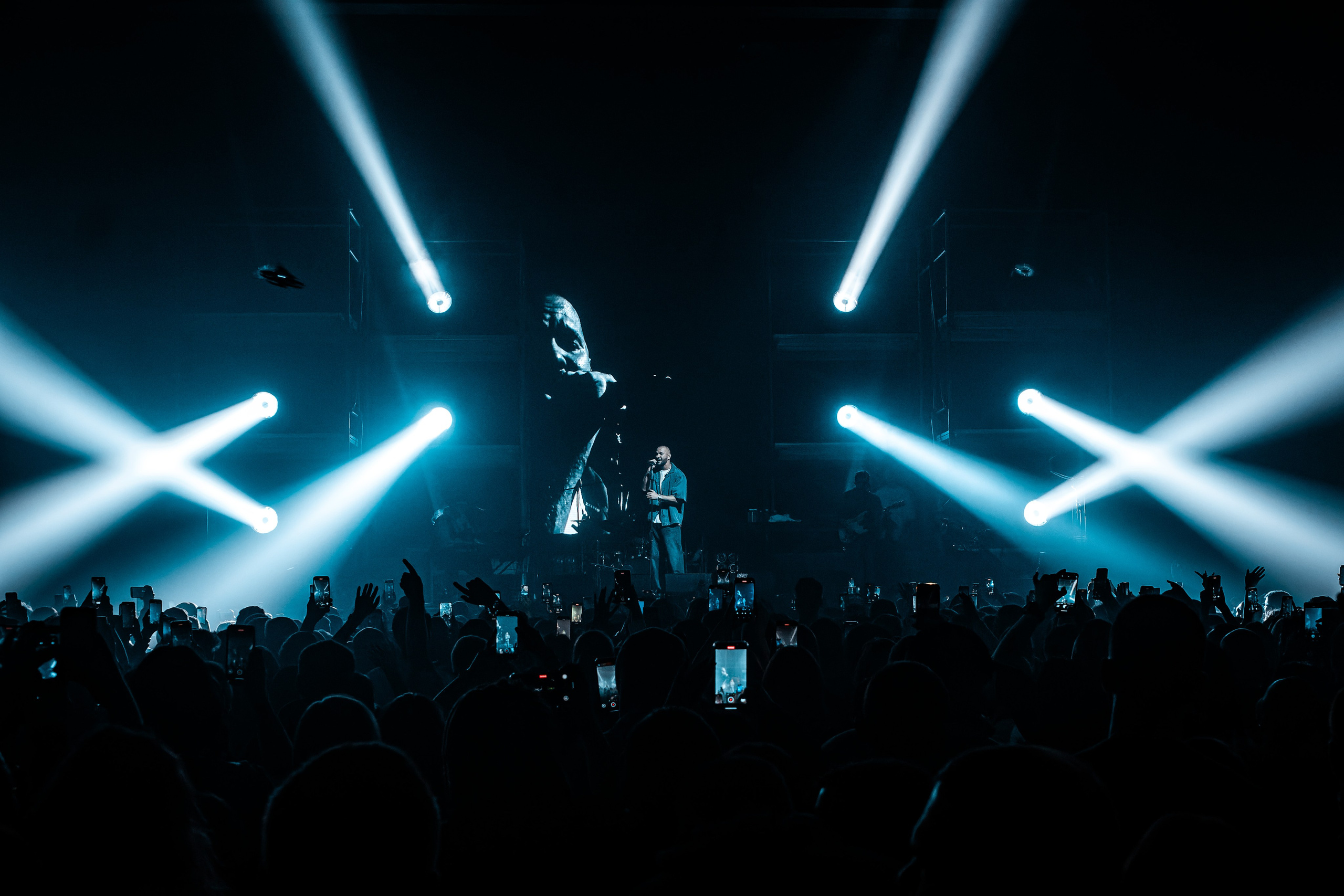 LOC DOG / МОСКВА / 2025. OOPS