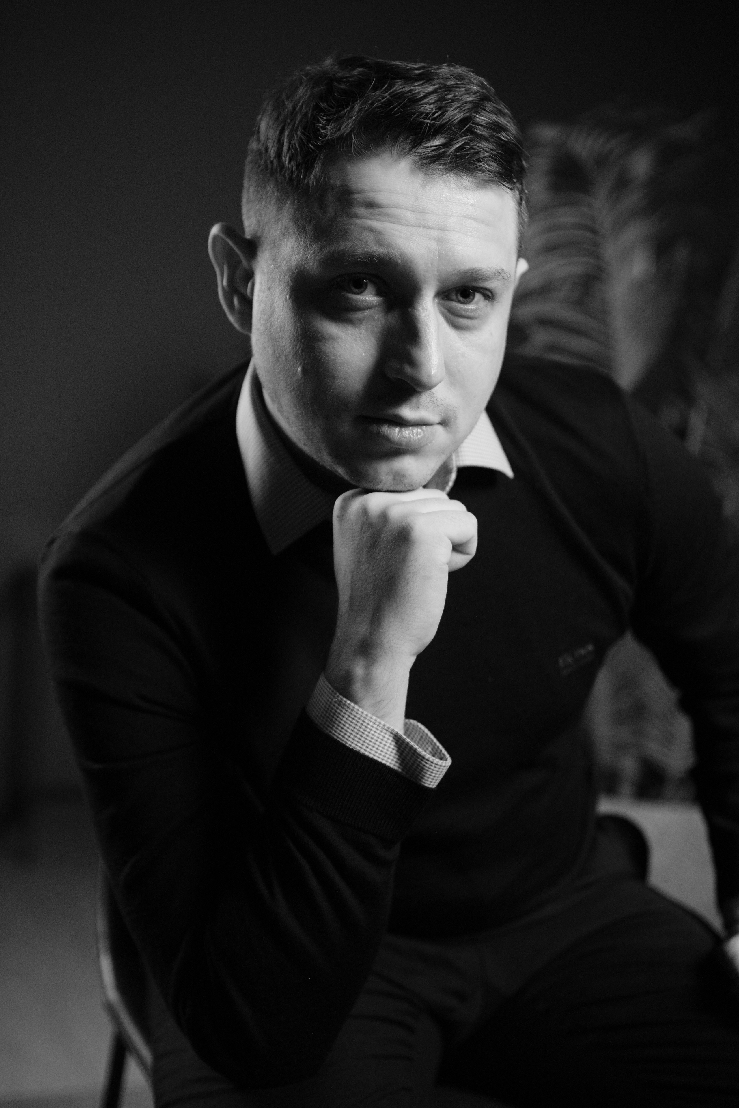 Портреты. Портреты и репортажные съемки с душой: ваш уникальный момент в объективе Руфата, профессионального фотографа Алматы