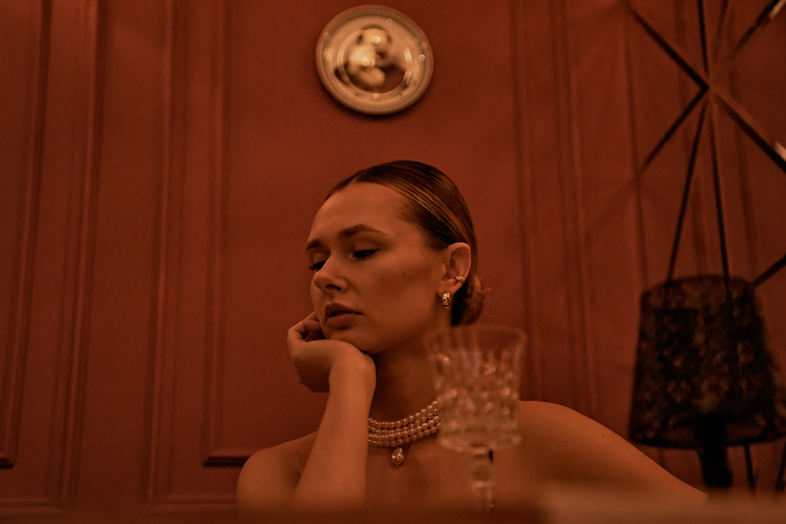 Пара влюбленных в ресторане. Этот день они запомнят на всю жизнь