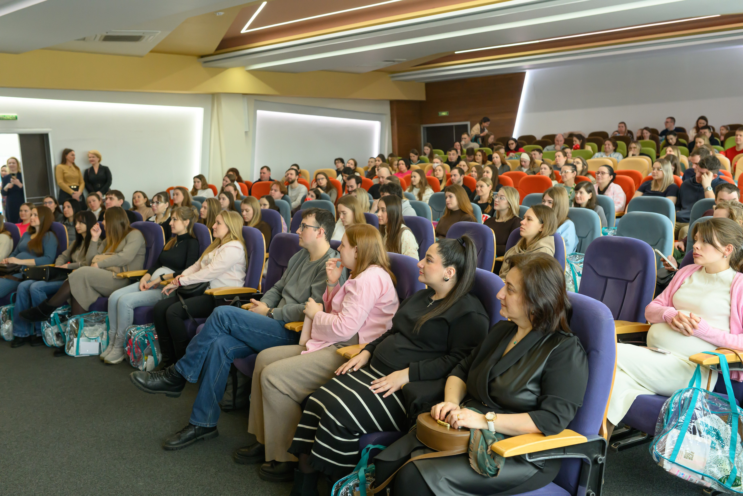 Фотоотчет праздника материнства февраль 2026 г. Профессиональный фотограф Елена Красилина г.Ярославль, г. Рыбинск