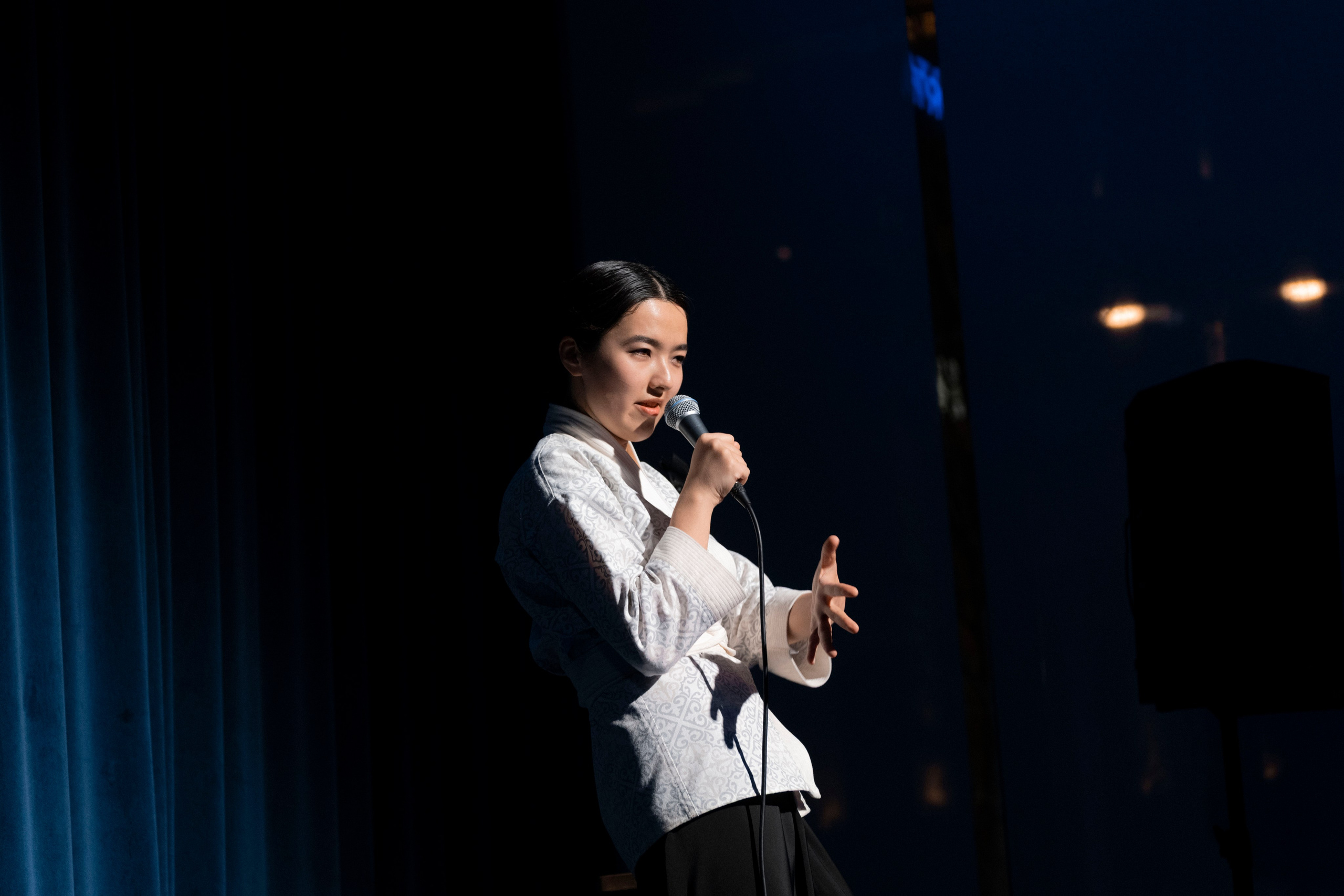 ORTA| STAND UP in ENGLISH. OSPAN ALI photographer