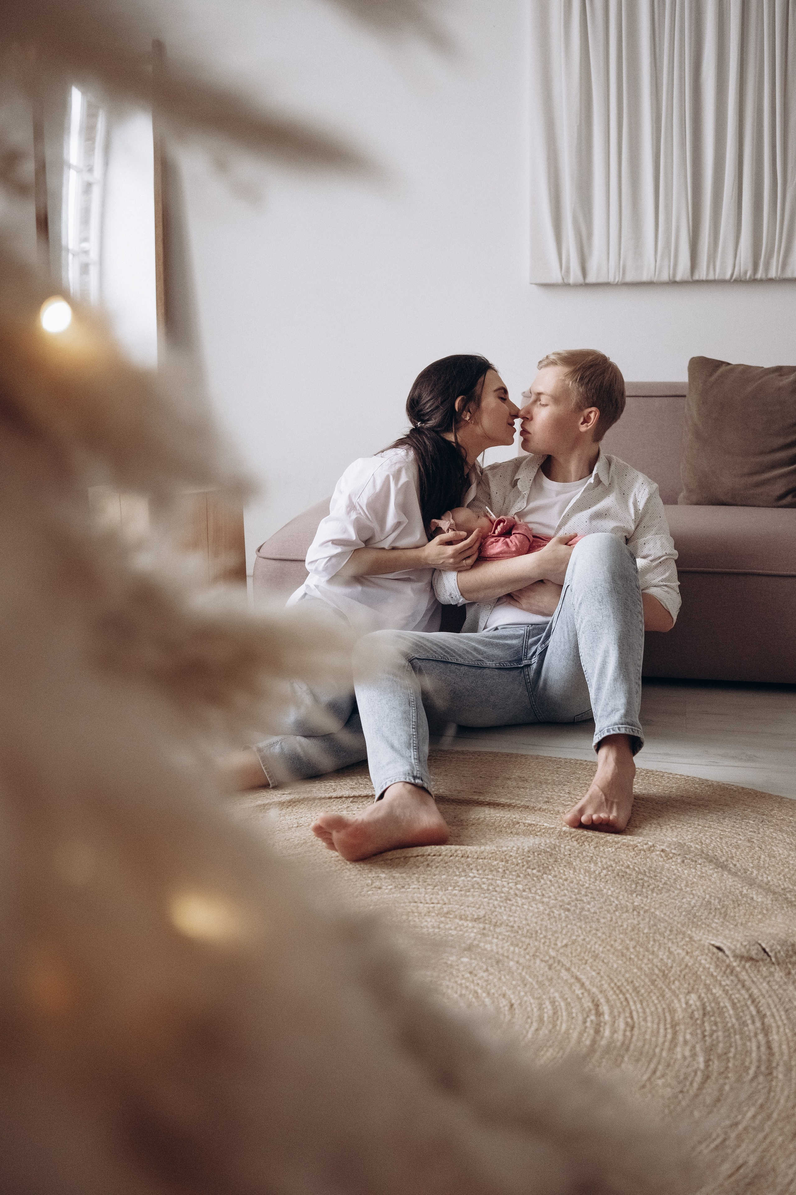 Яна, Леша и малышка Мия. Семейный и детский фотограф в Санкт-Петербурге