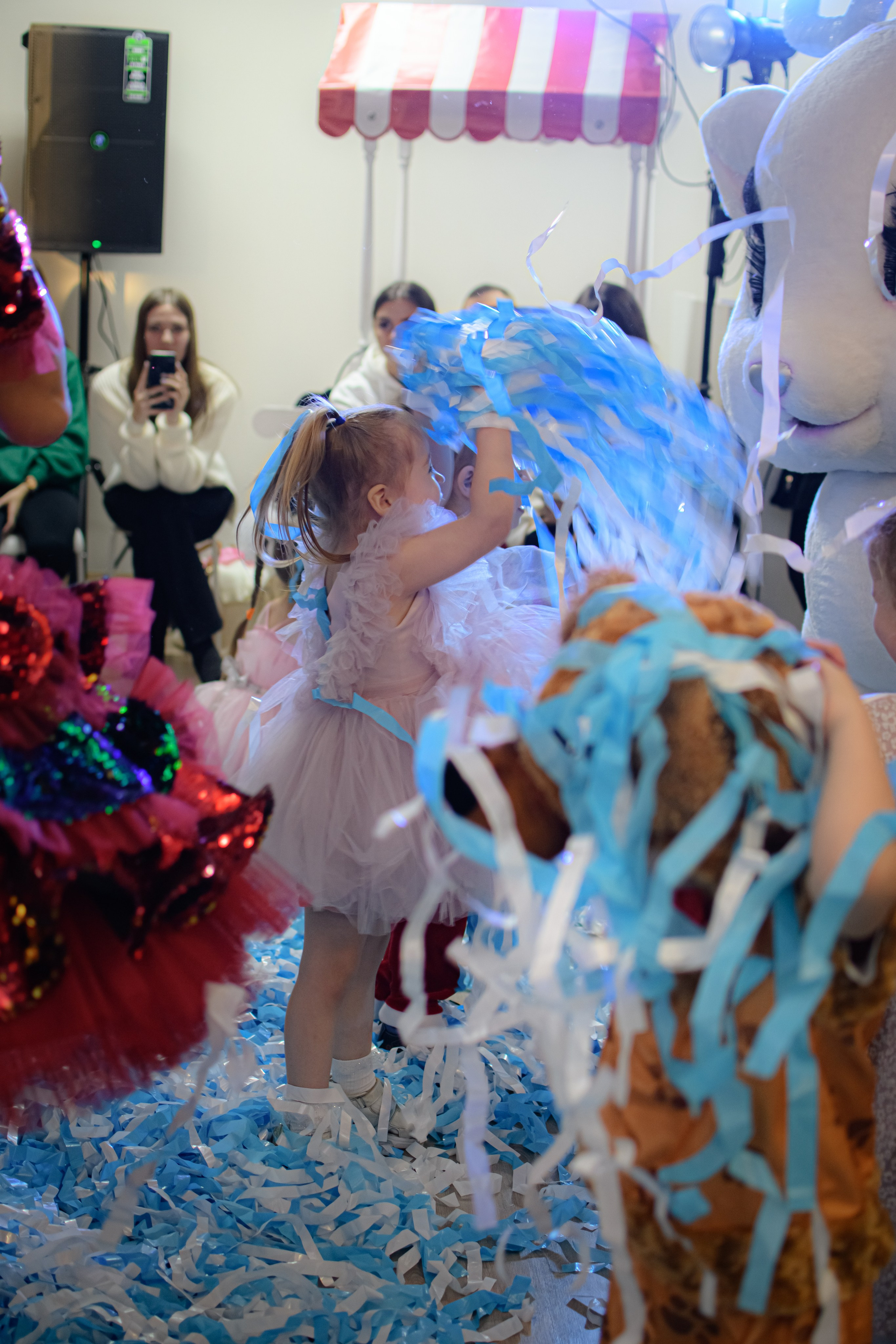 HAPPY NEW YEAR. Photokarish