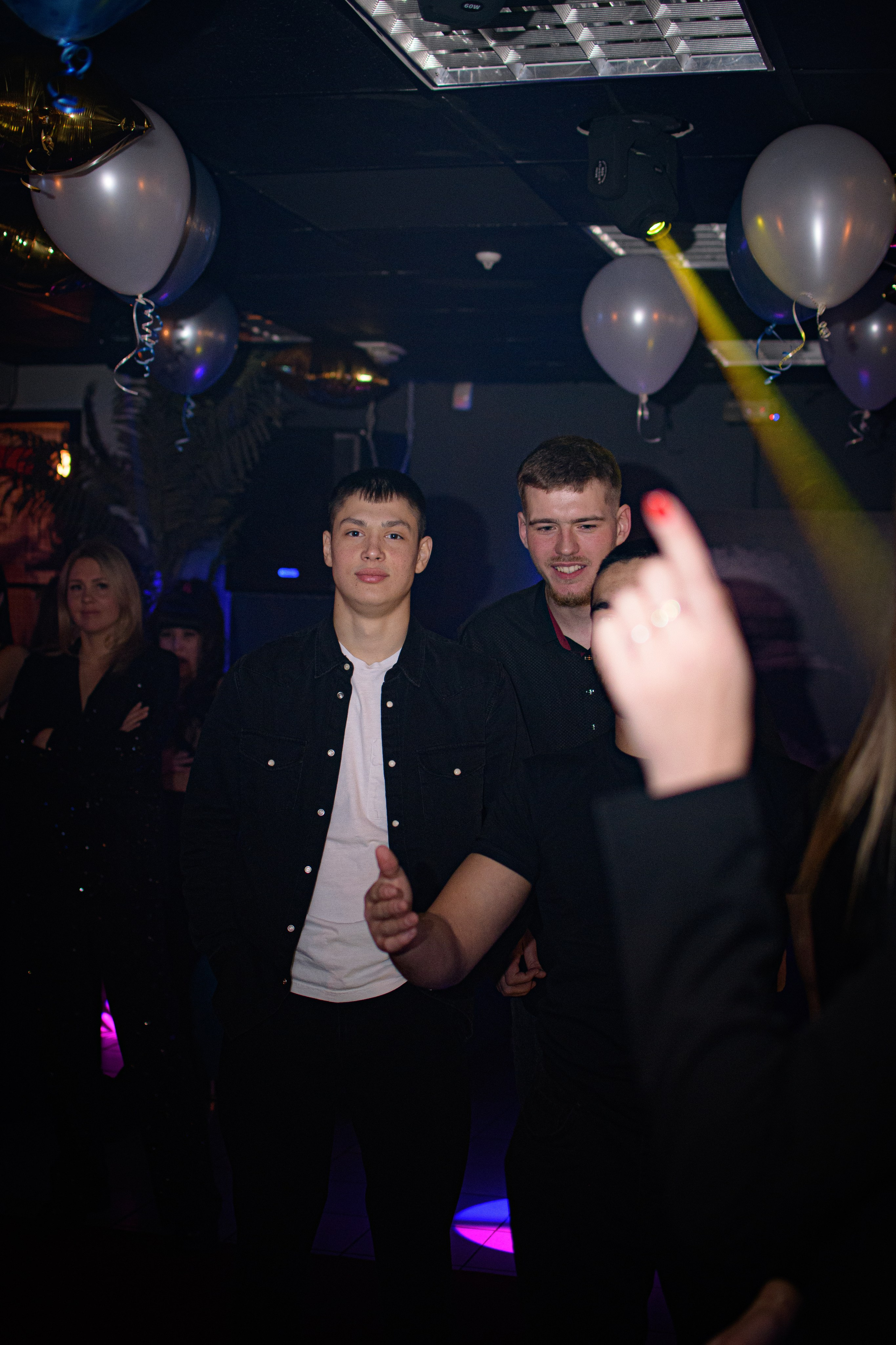 HOLLYWOOD / 6 YEARS. Photokarish