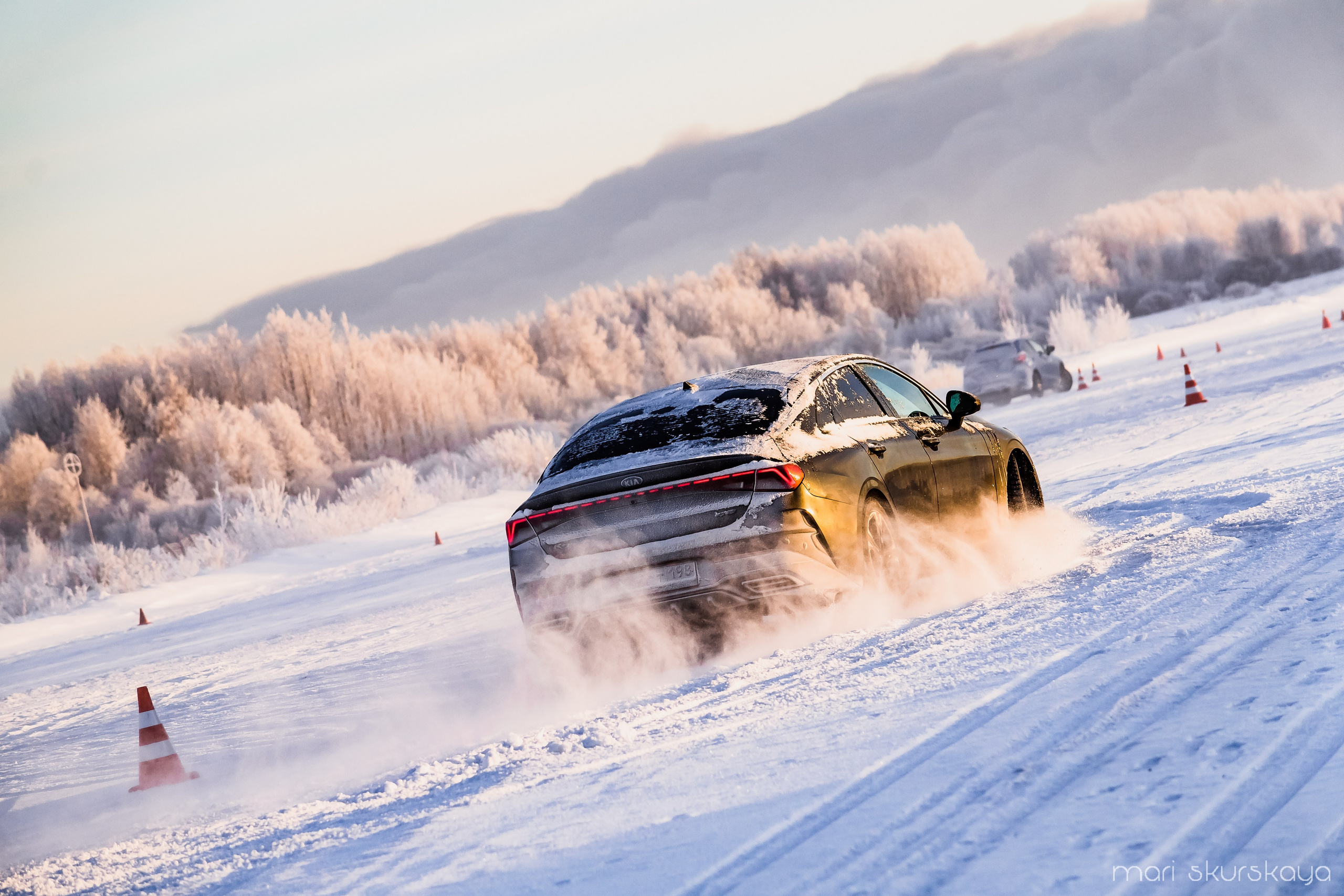 Контраварийная практика вождения автомобиля. Мотофотограф в Санкт-Петербурге Мария Скурская