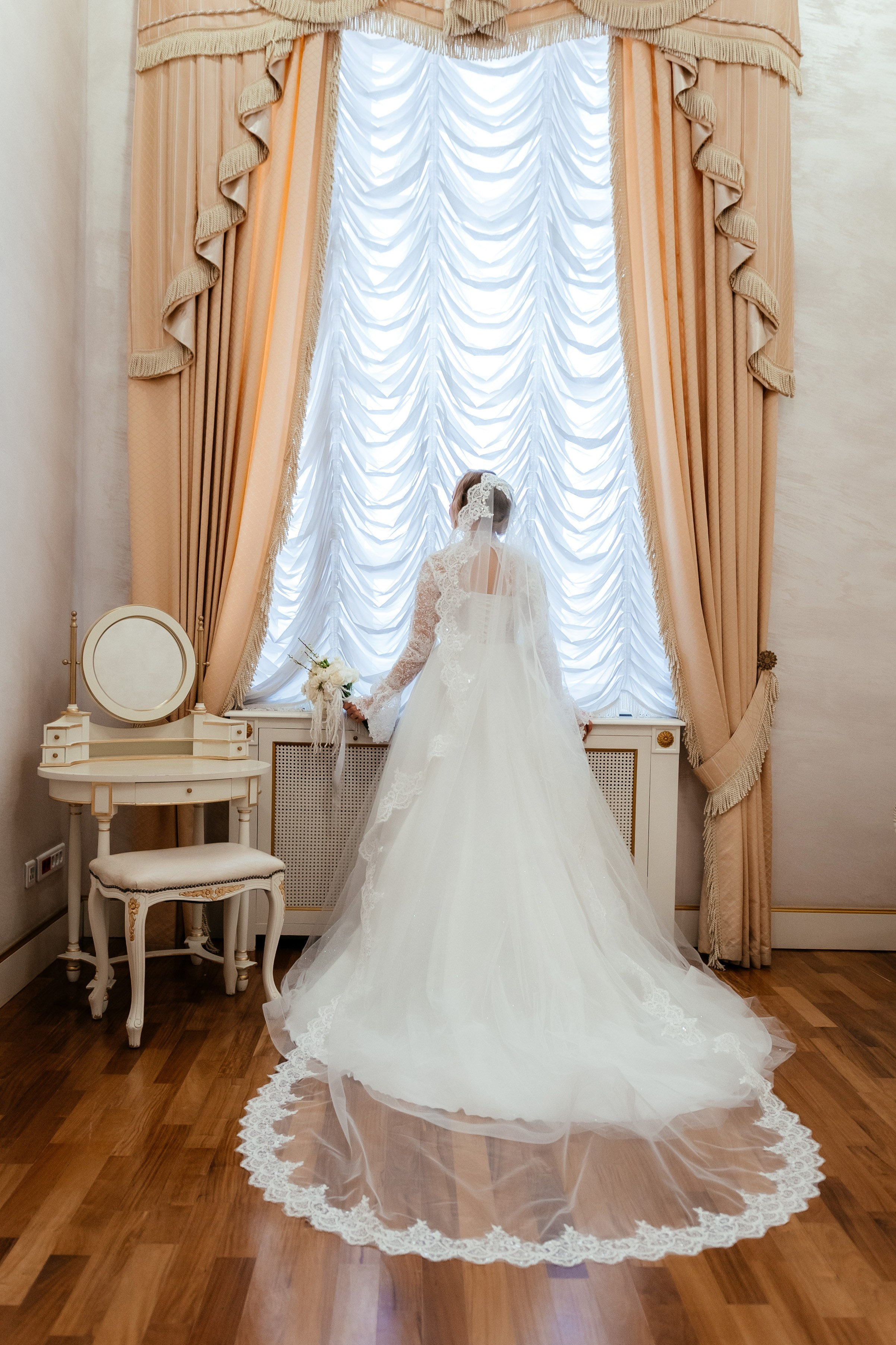 Роман и Марина. Свадебный и семейный фотограф. Фототуры по всему миру