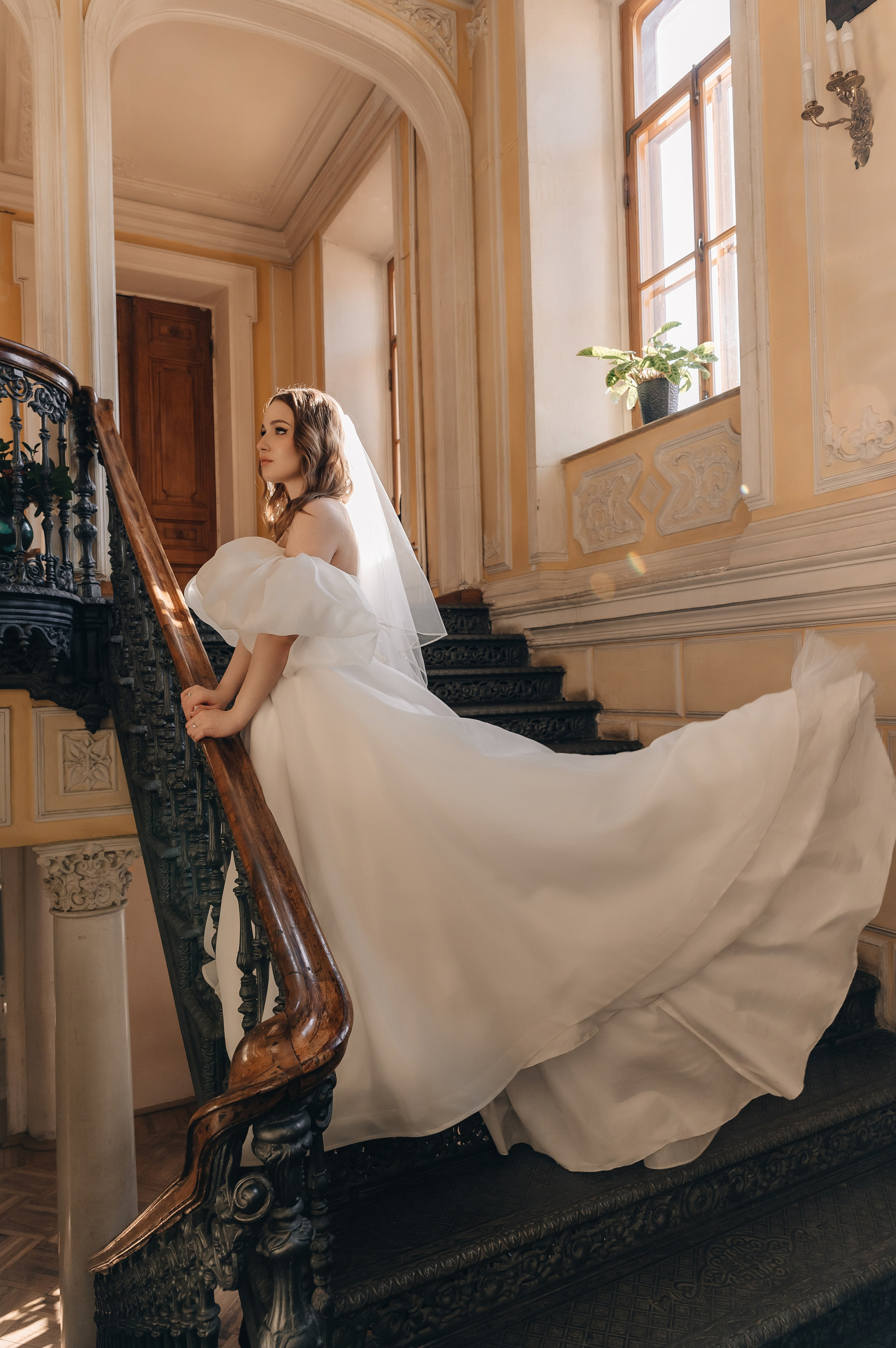 Свадебная фотосессия в библиотеке им. Пушкина. Портретный фотограф Москва Светлана Кашура