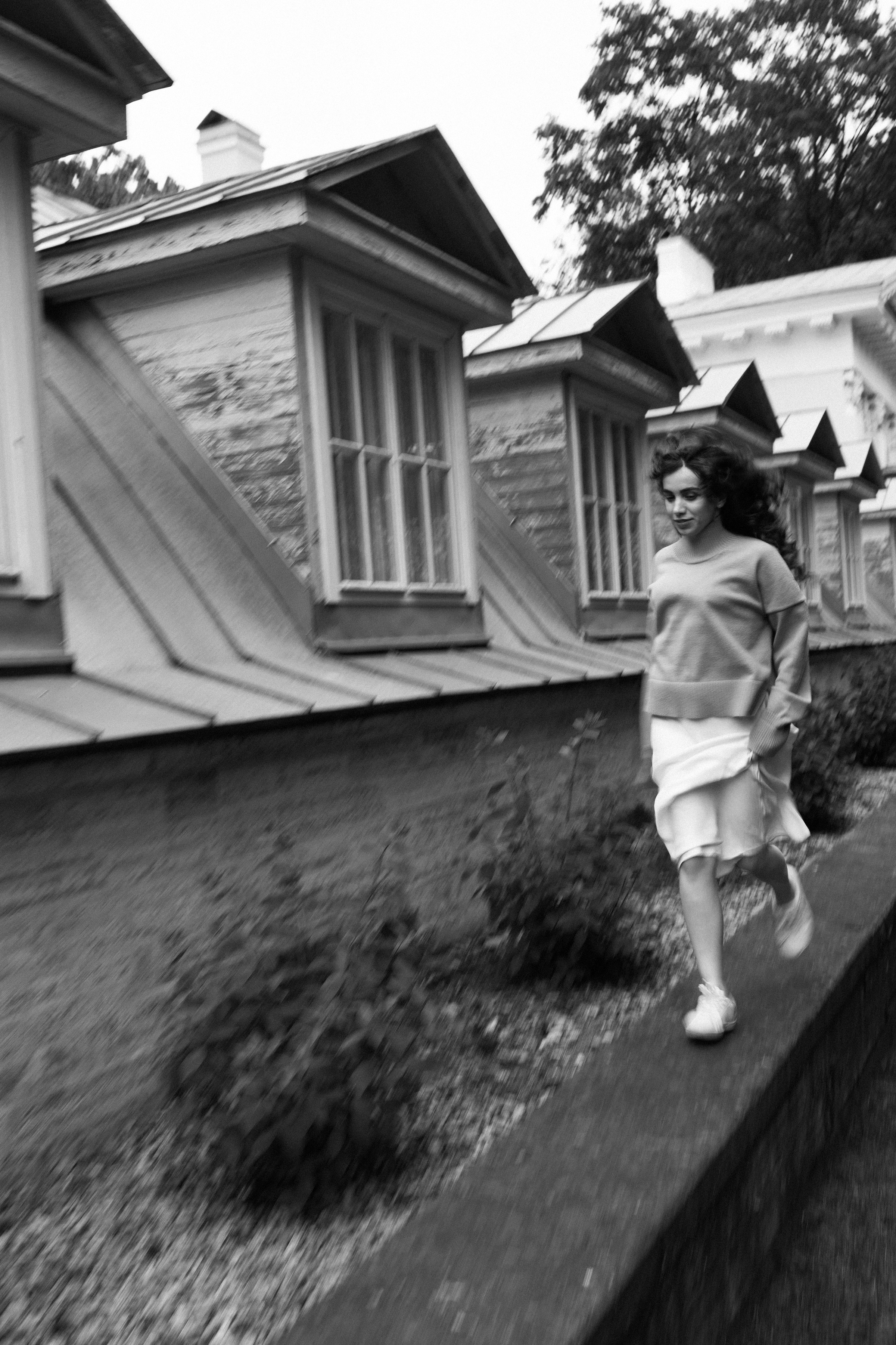 Прогулочная фотосессия. Портретный фотограф СПб, женский фотограф, минимализм и эстетика