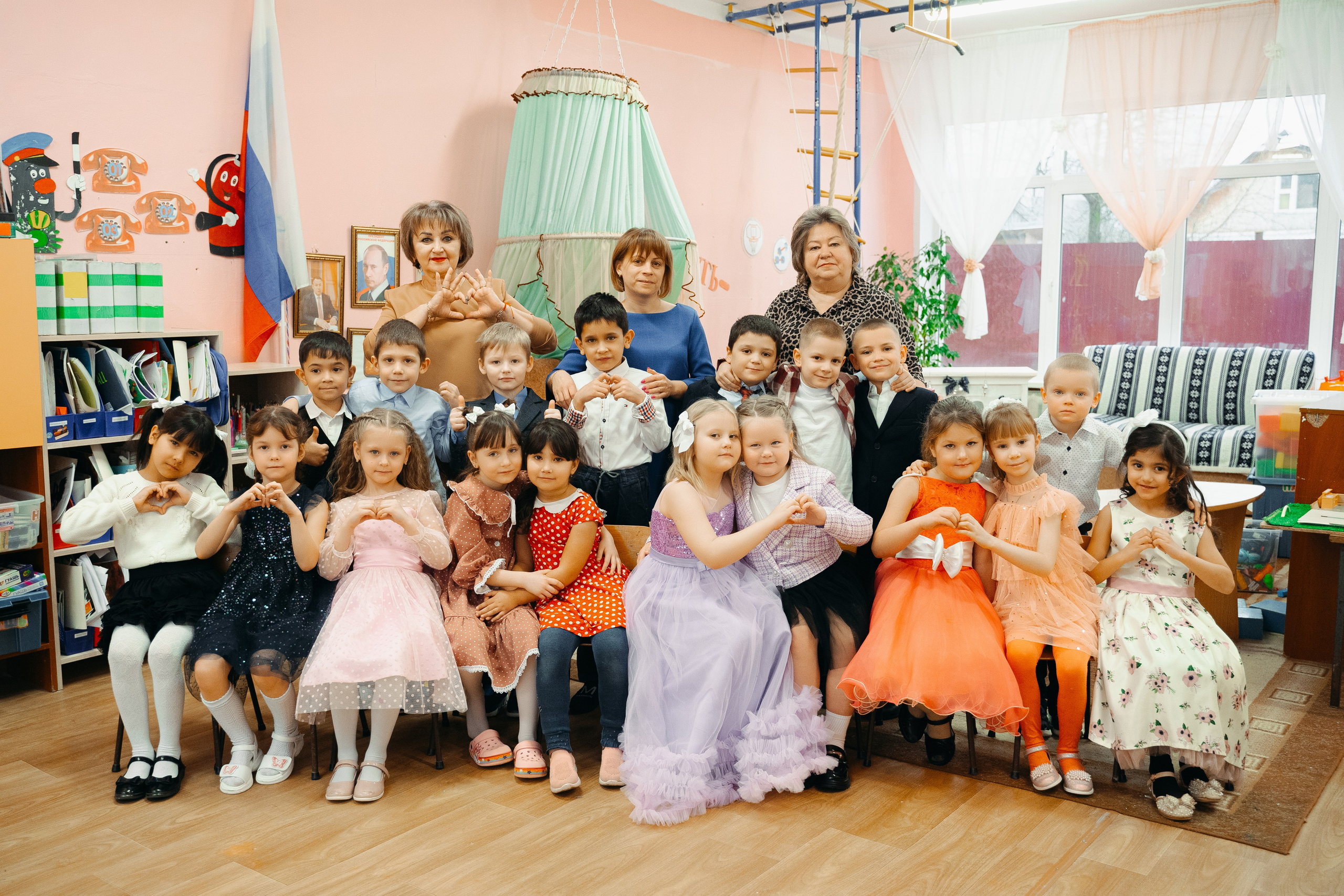 ВЫПУСКНИКИ ДЕТСКОГО САДА. МАРГАРИТА КУДРЯШОВА СВАДЕБНЫЙ И СЕМЕЙНЫЙ ФОТОГРАФ ТВЕРЬ МОСКВА