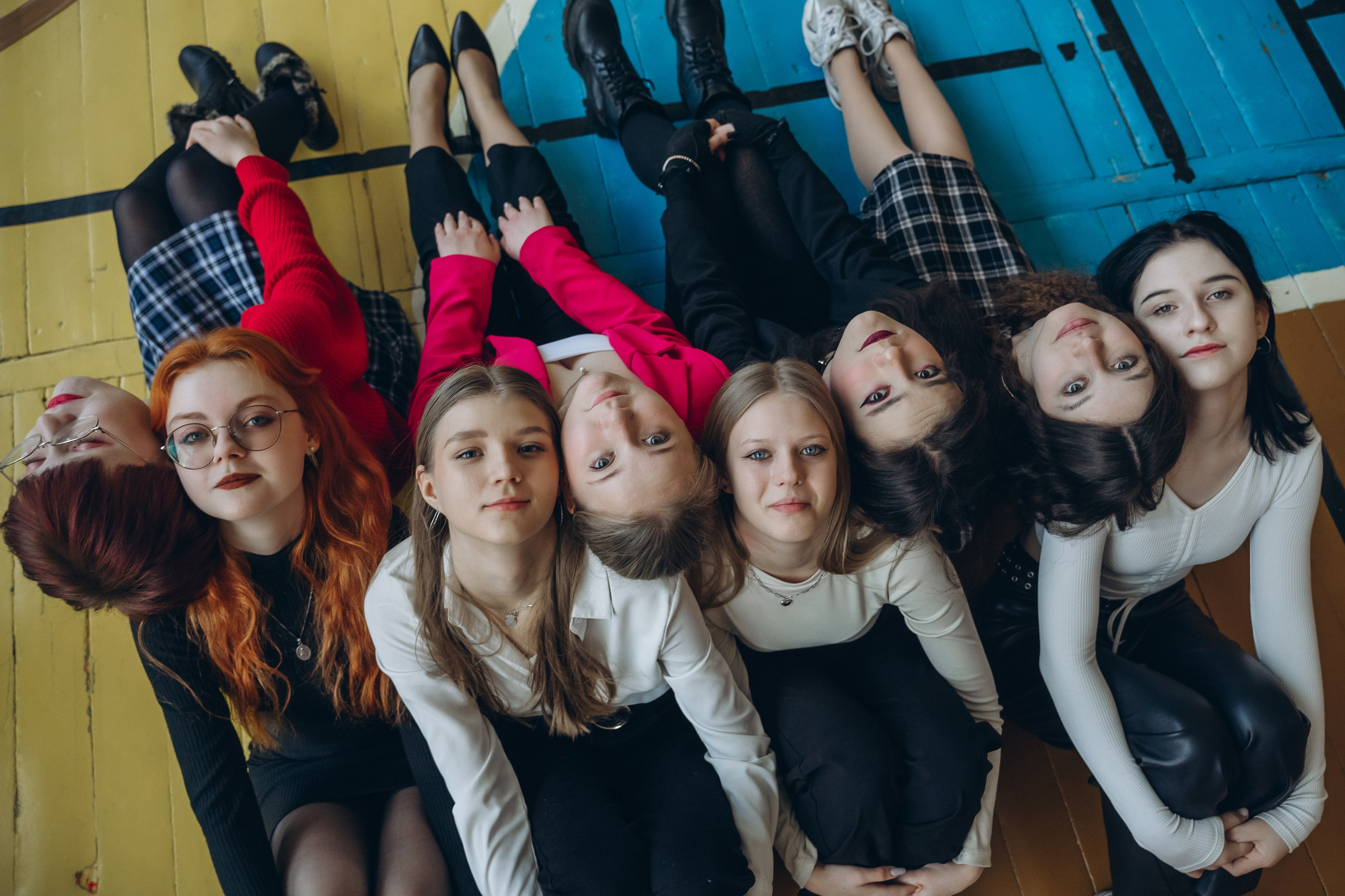 ВЫПУСКНИКИ 9 КЛАСС. МАРГАРИТА КУДРЯШОВА СВАДЕБНЫЙ И СЕМЕЙНЫЙ ФОТОГРАФ ТВЕРЬ МОСКВА