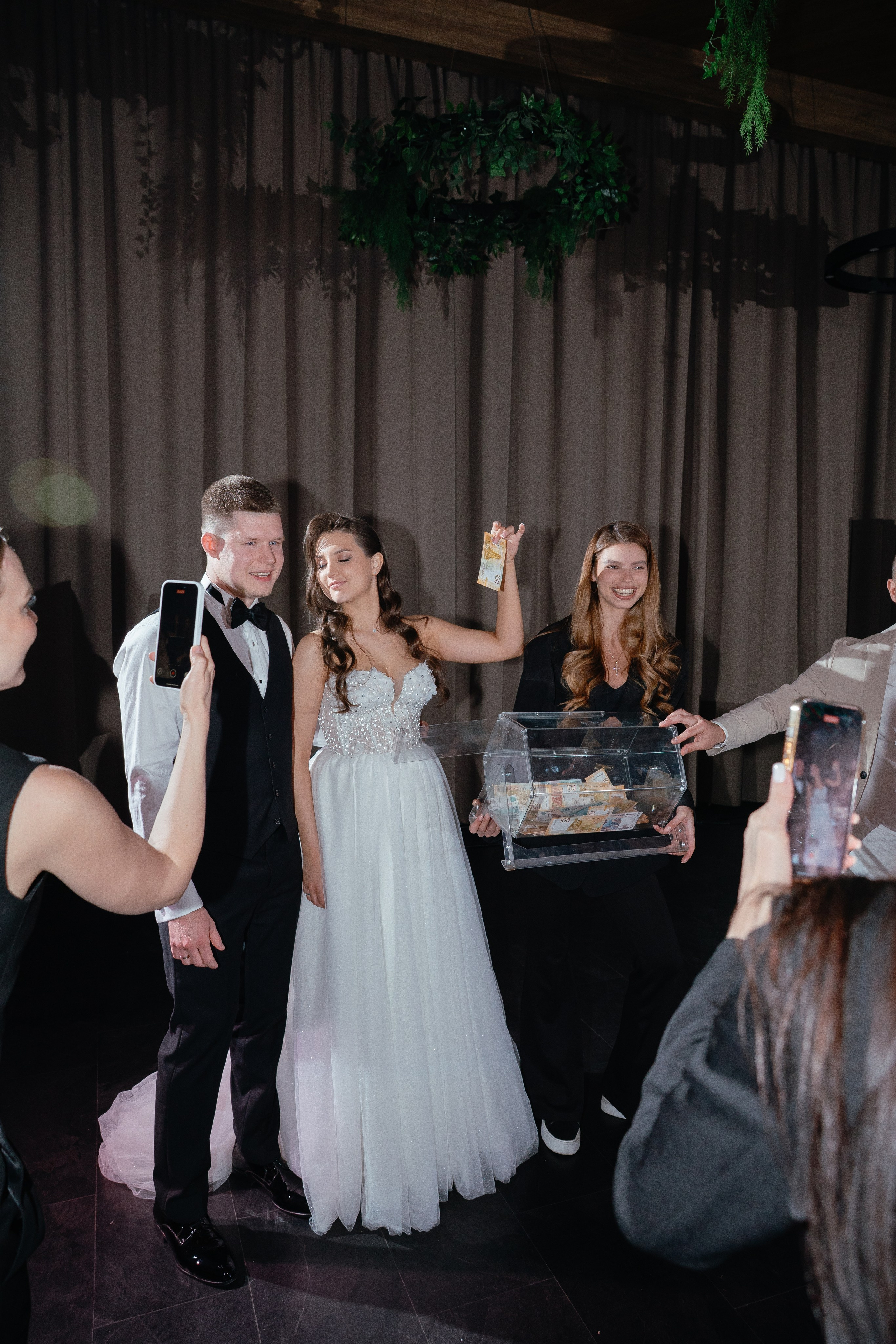 Дмитрий и Полина Еловое. Свадебный фотограф Виктория