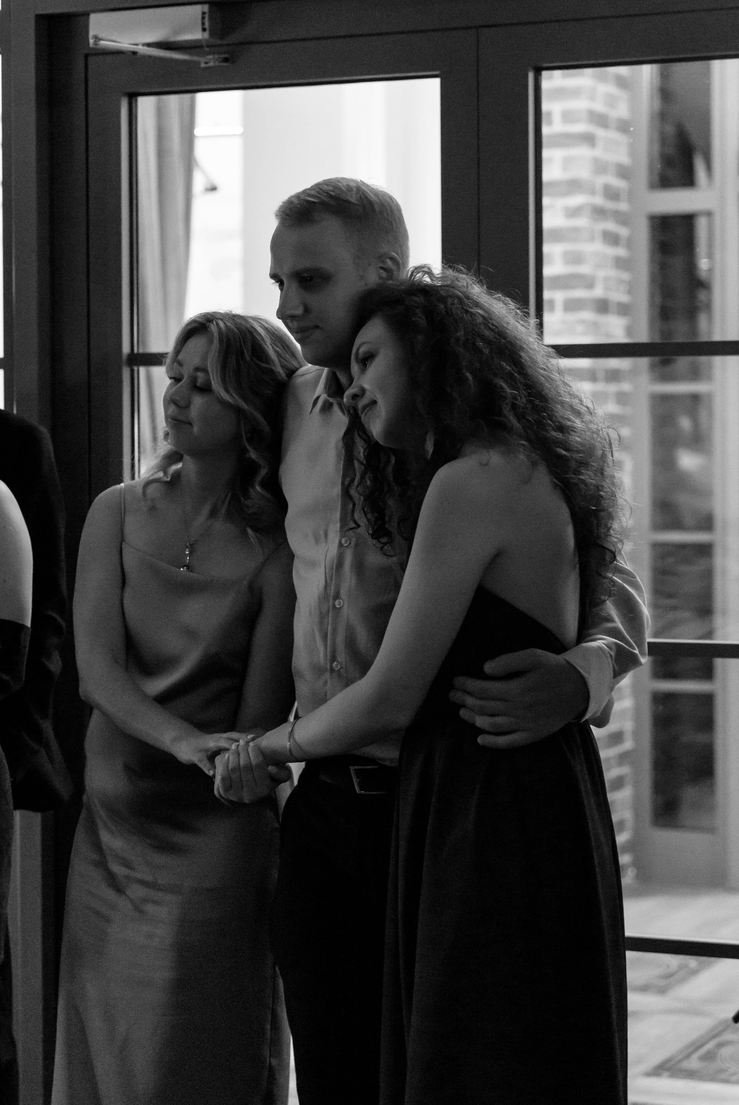 Вика и Егор. Свадебный фотограф Владлена Зарецкая