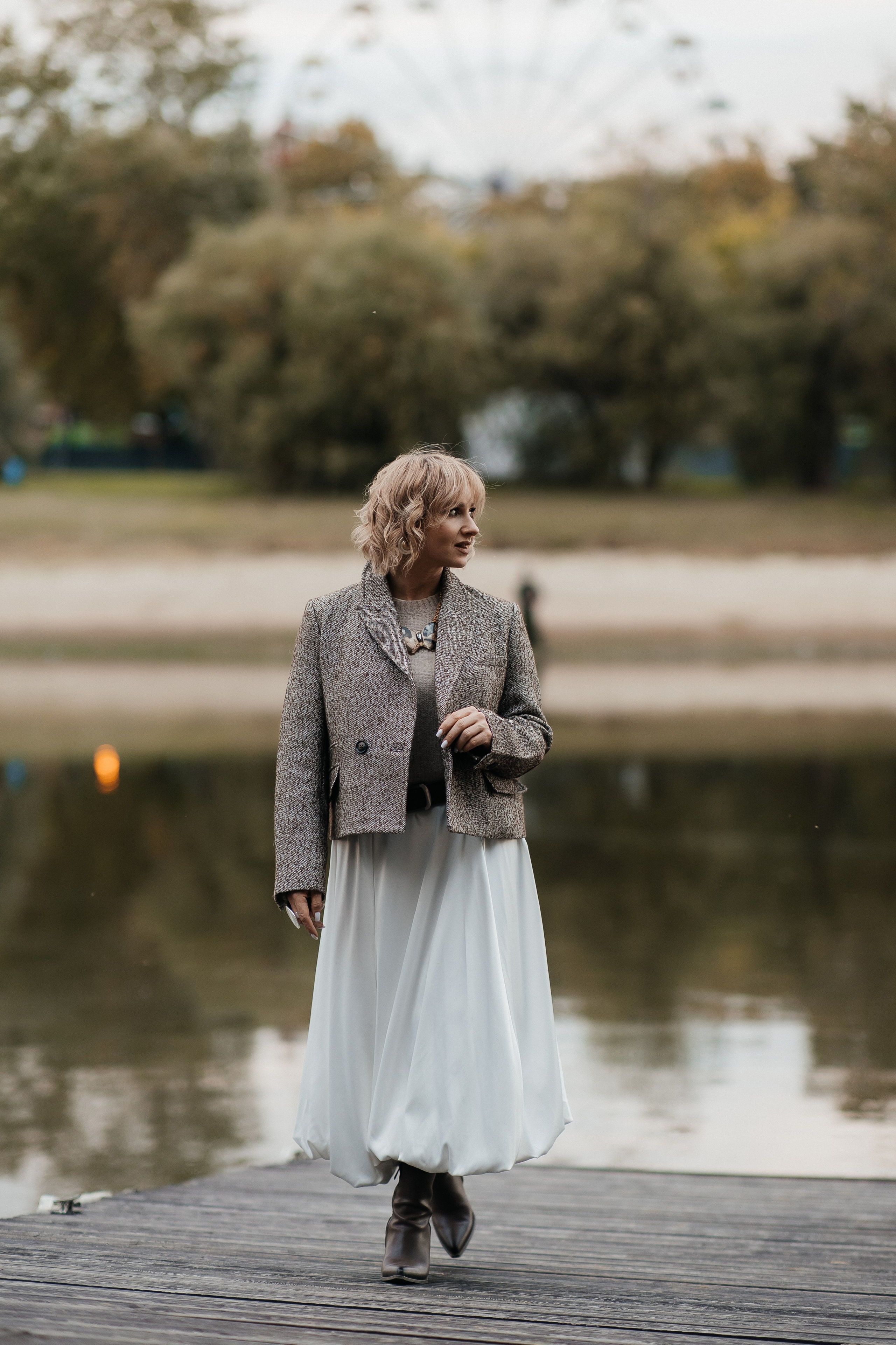 Маша и осень