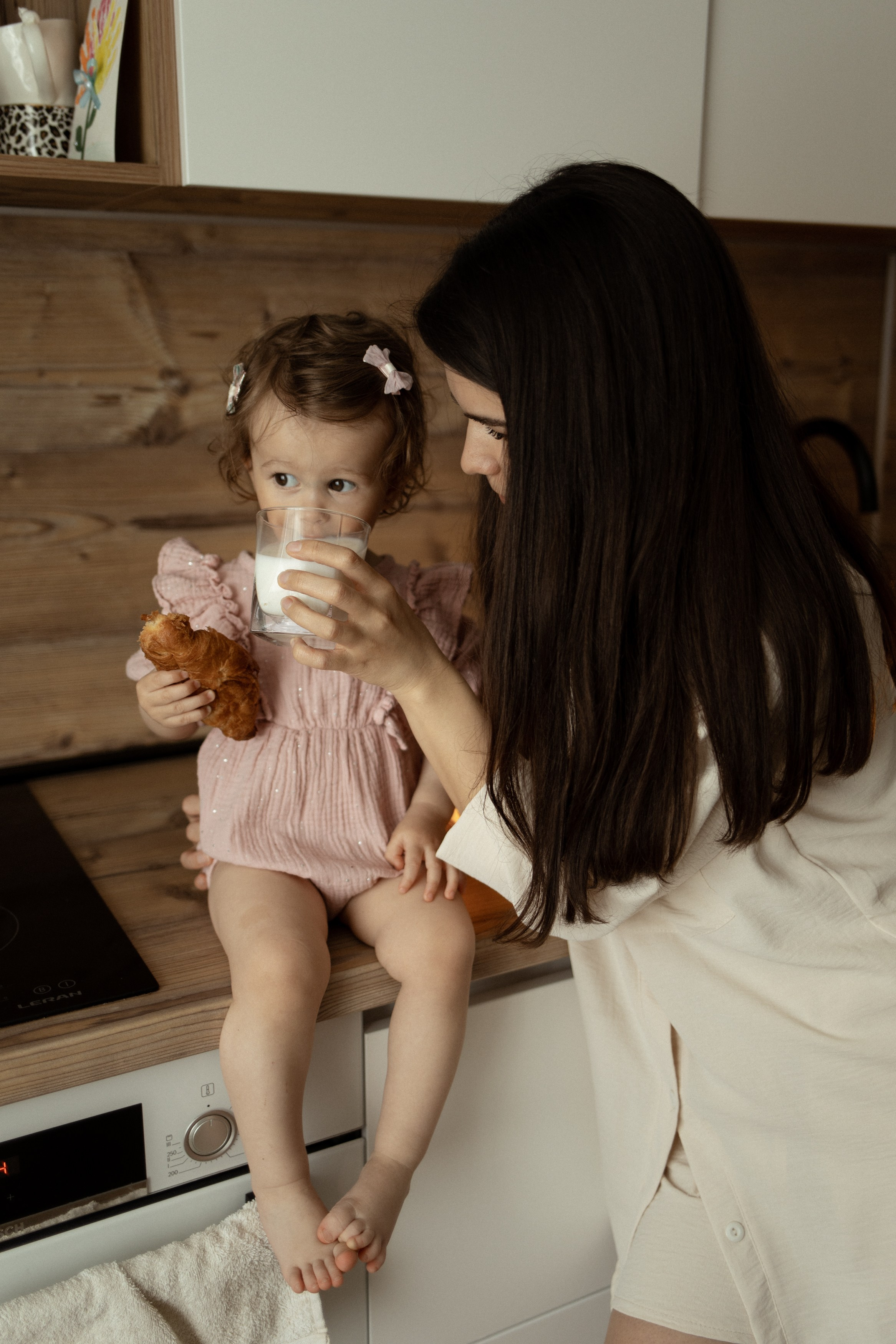 Домашняя фотосессия мама и дочка. Семейный фотограф Челябинск