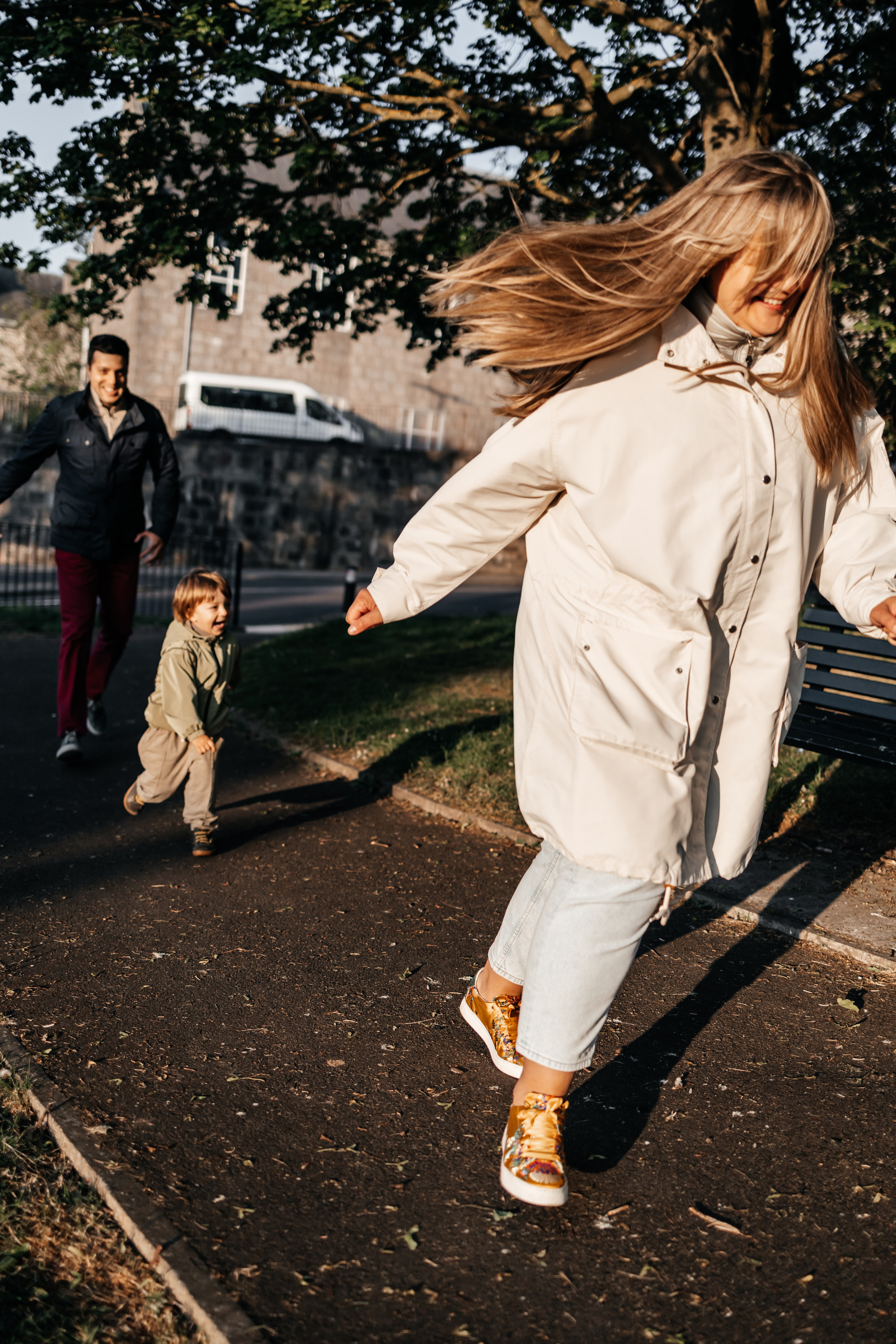 Family photoshoot in the Citi Center (Aberdeen). Family and kids photographer in Aberdeen UK Lyubov Popova