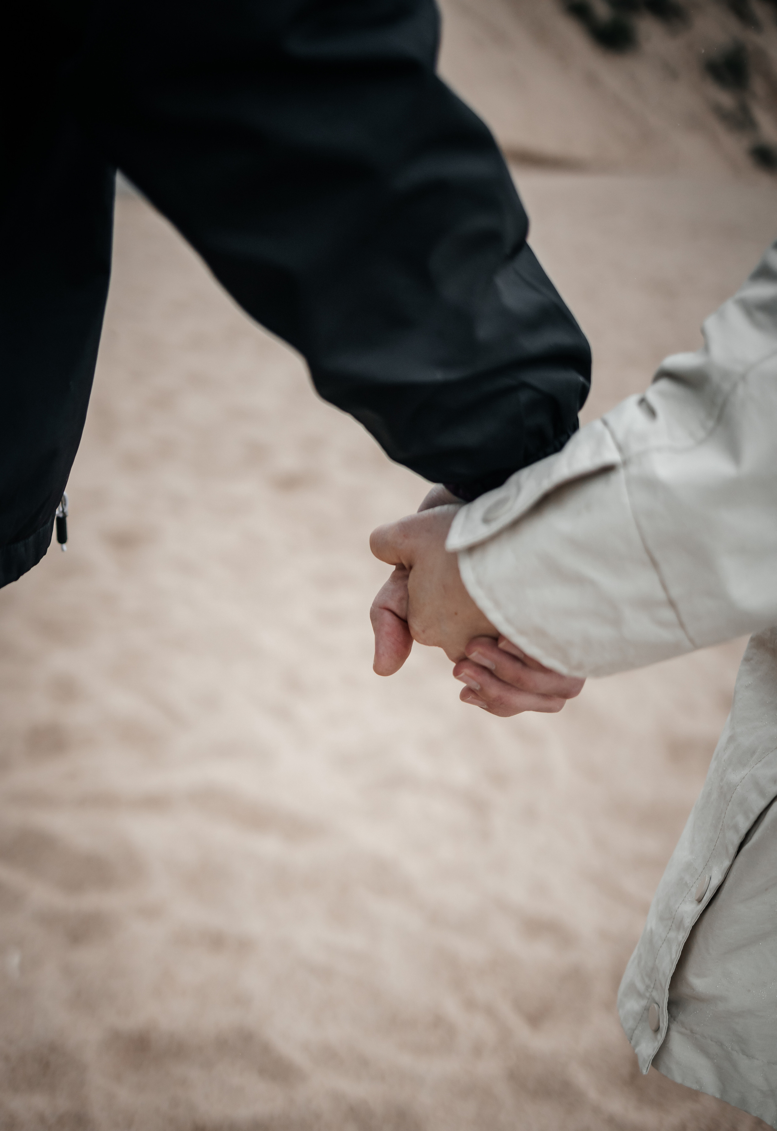 Family on the Balmedee Beach Aberdeen. Family and kids photographer in Aberdeen UK Lyubov Popova