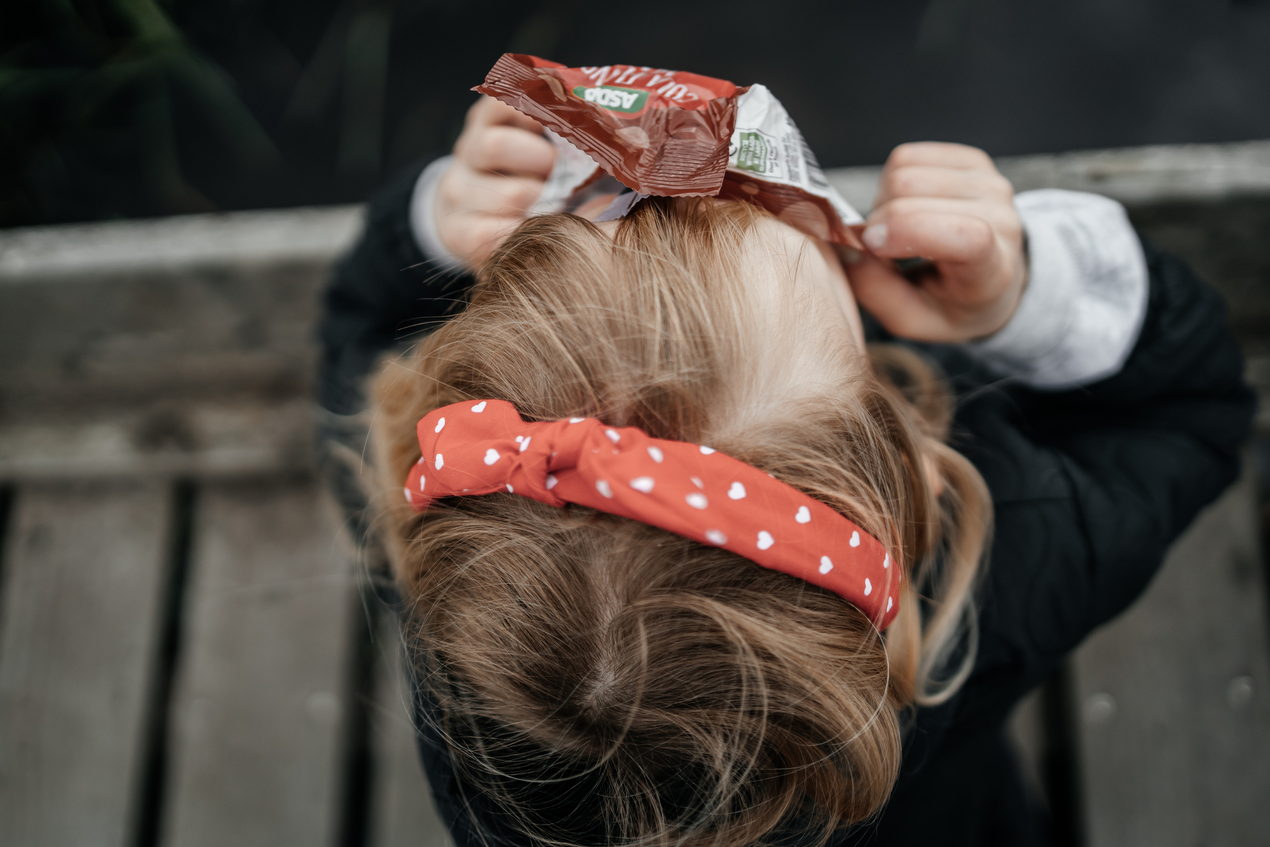 Family on the Balmedee Beach Aberdeen. Family and kids photographer in Aberdeen UK Lyubov Popova