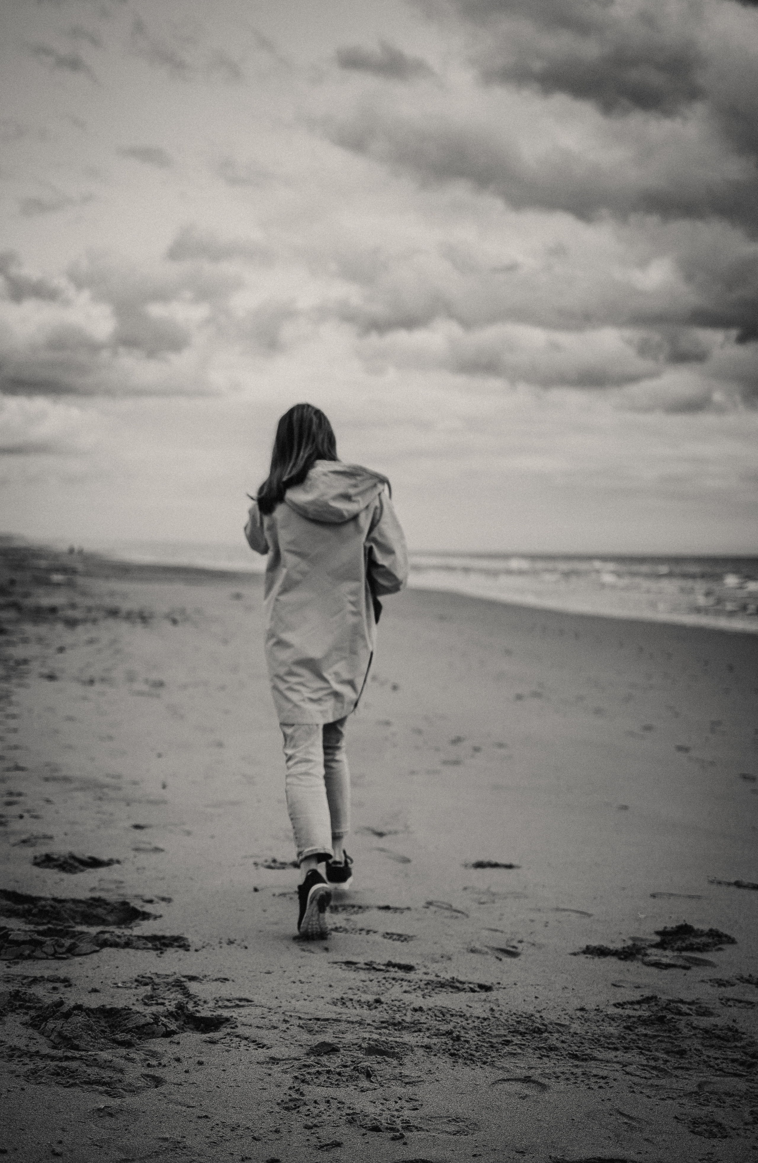Family on the Balmedee Beach Aberdeen. Family and kids photographer in Aberdeen UK Lyubov Popova