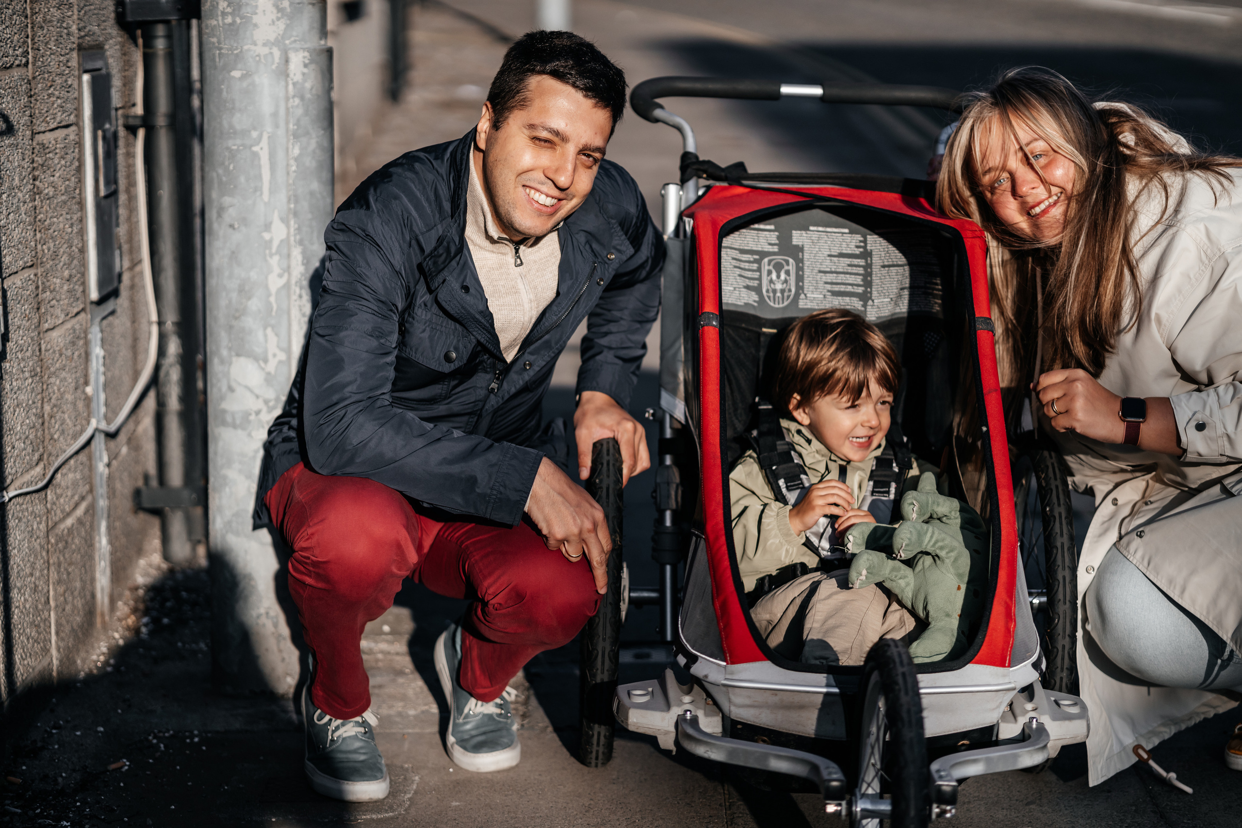 Family photoshoot in the Citi Center (Aberdeen). Family and kids photographer in Aberdeen UK Lyubov Popova