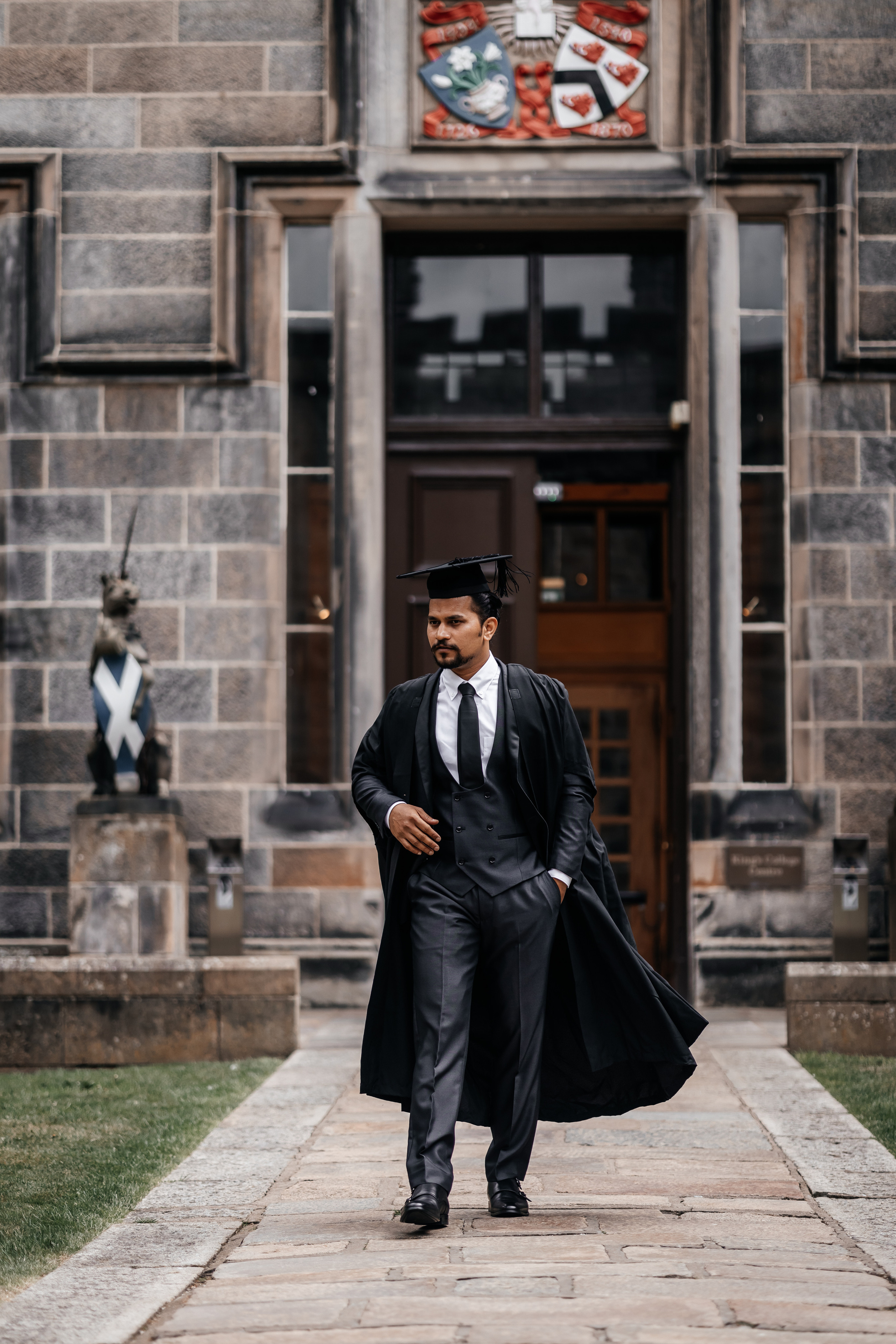 Graduation Ceremony in University of Aberdeen. Family and kids photographer in Aberdeen UK Lyubov Popova