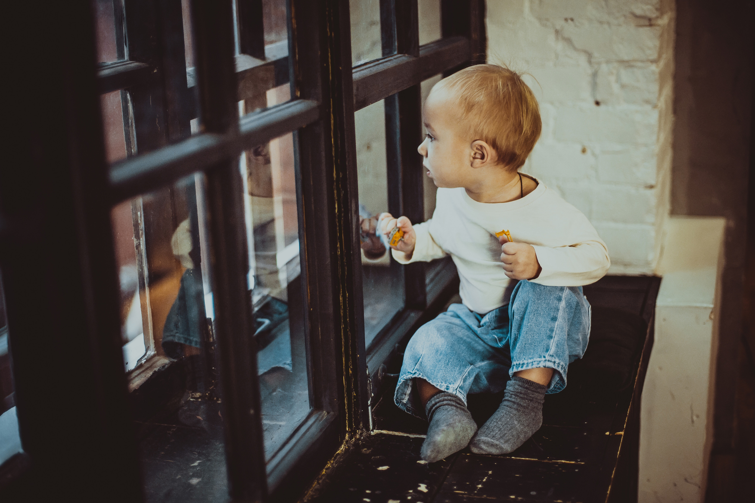 Фотосессия отца с маленьким сыном в студии. Детский, свадебный и семейный фотограф Юлия Курбатова, Санкт-Петербург