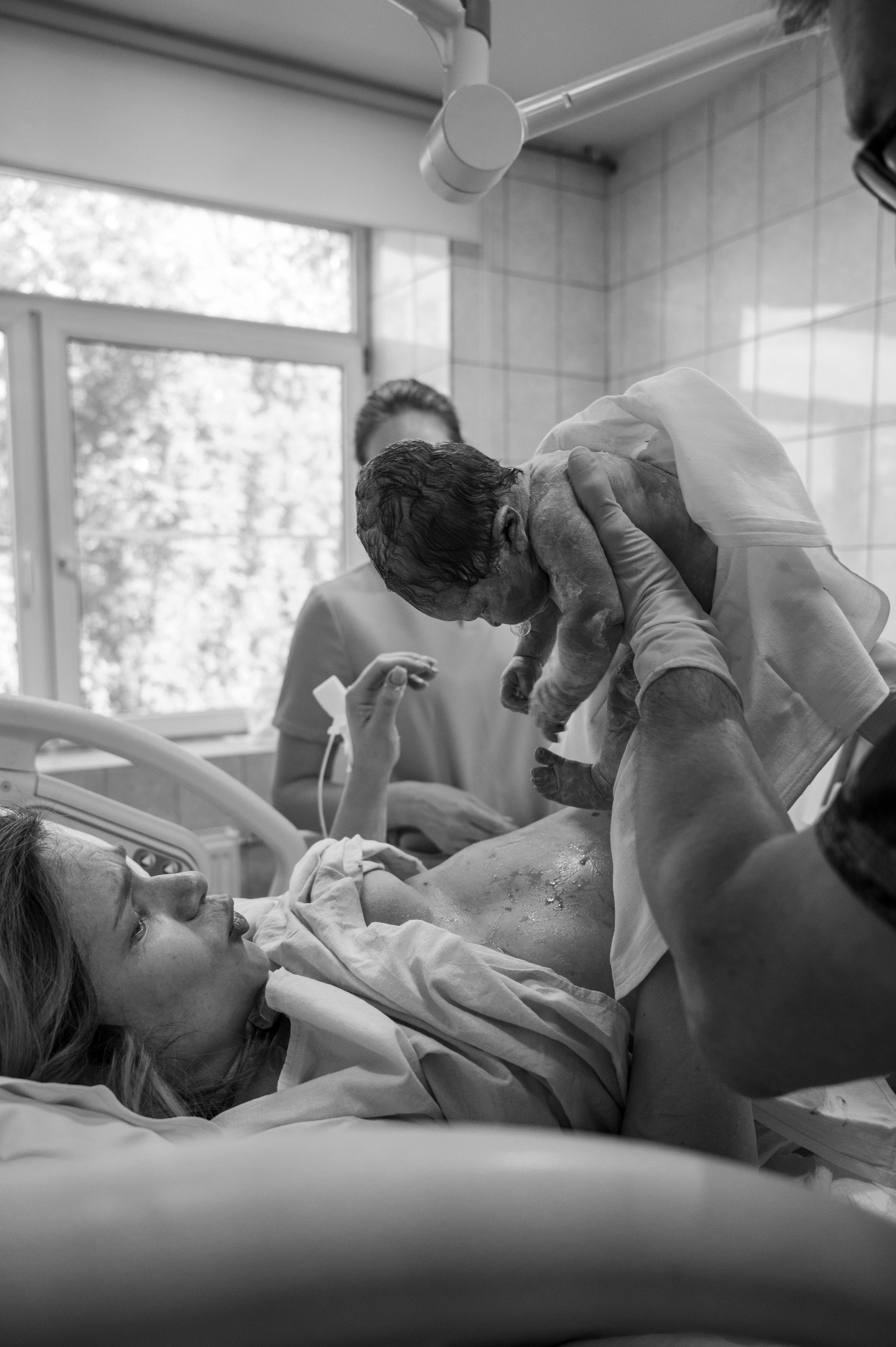 Злата родилась. Роддом № 17. Повидайка М.А. / Прохоренко Н.А. Фотограф на роды СПБ Юлия Герасимова