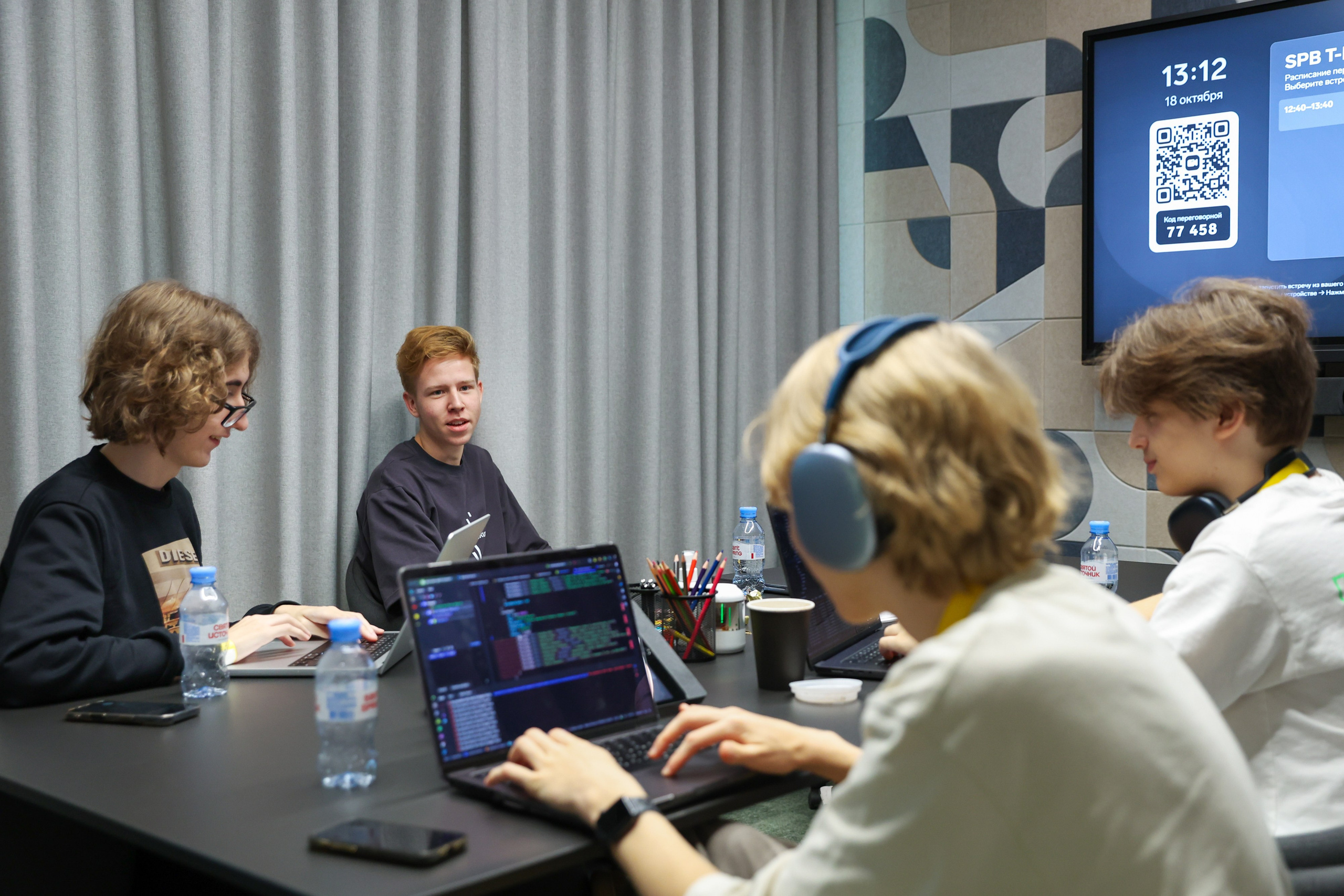 Хакатон PROD от Т-банка. Фотограф Дарья Попова
