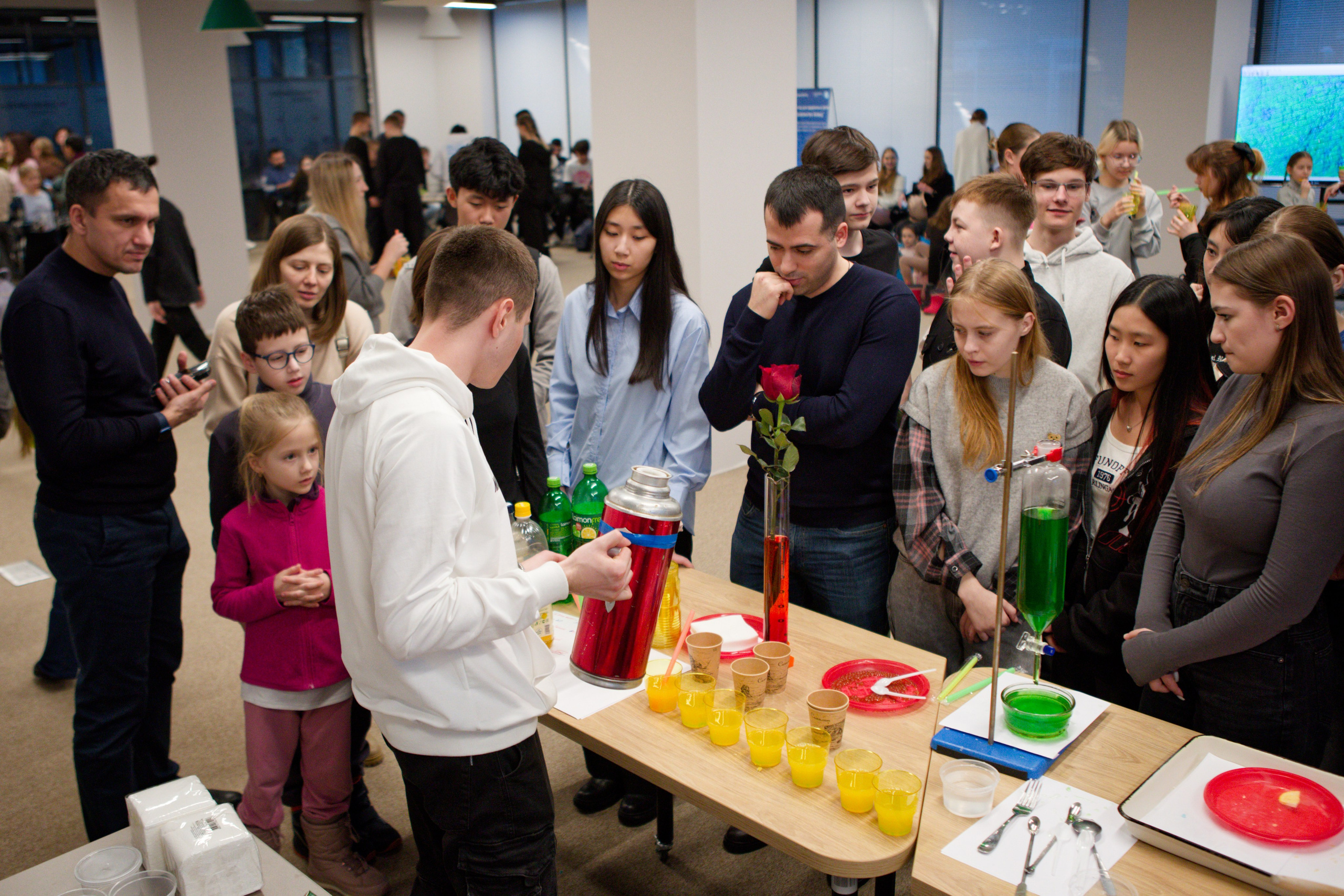 (Ал)Химический бар. Кутузов Евгений Фотограф в Южно-Сахалинске