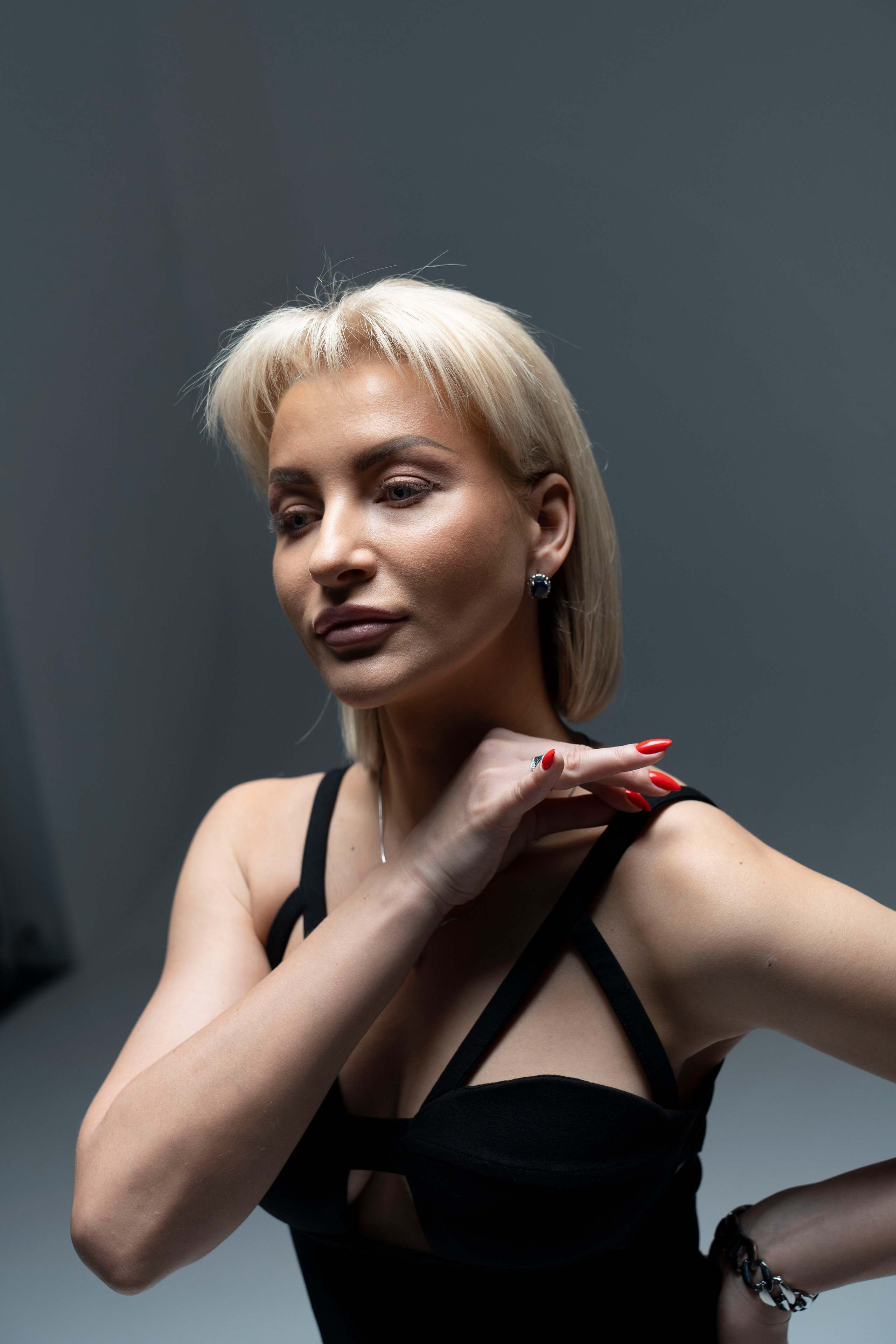 Ирина, Алёна и Николь. Главная