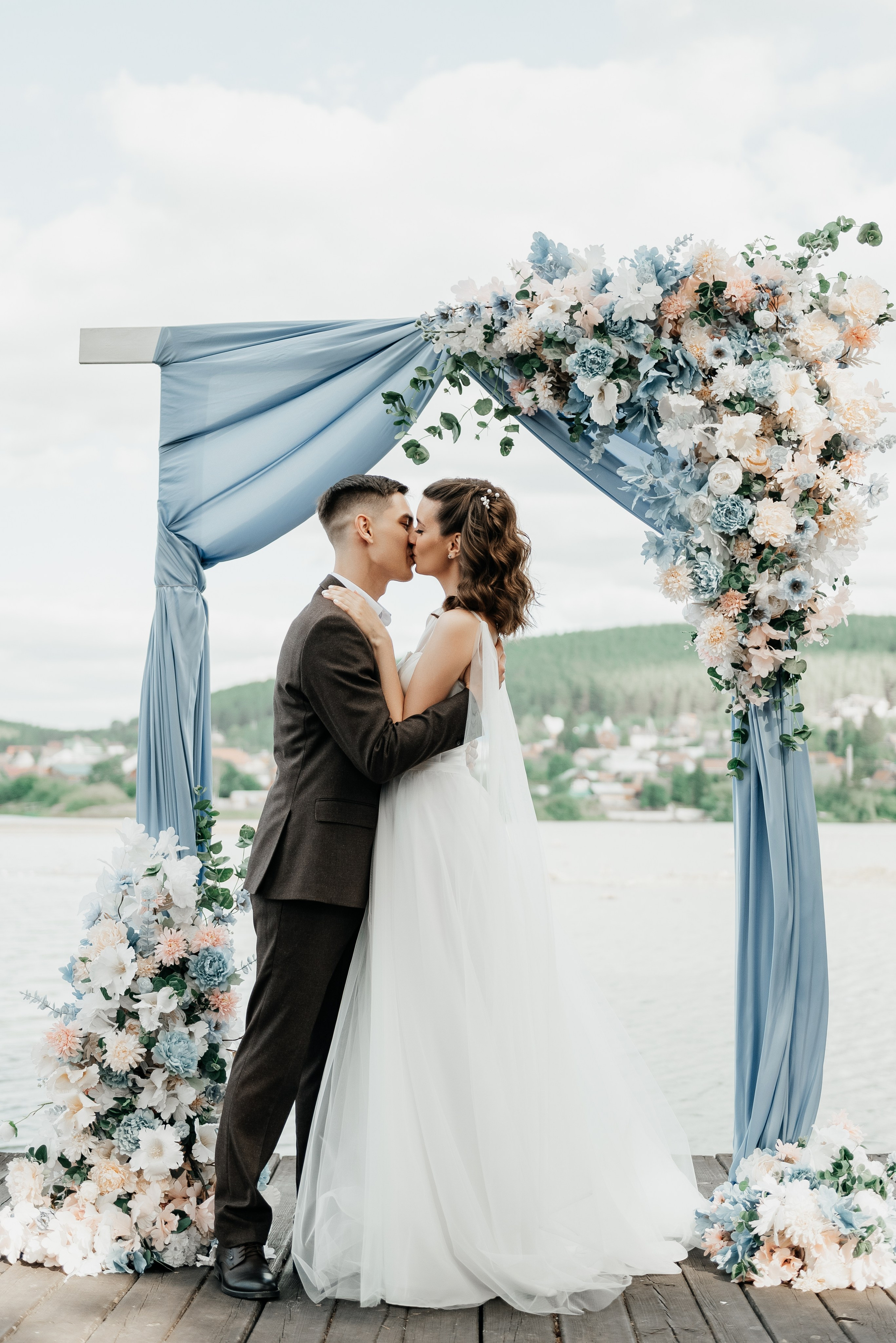 Свадебный фотограф в Екатеринбурге. Свадебная фотосъемка. Свадебный фотограф в Екатеринбурге