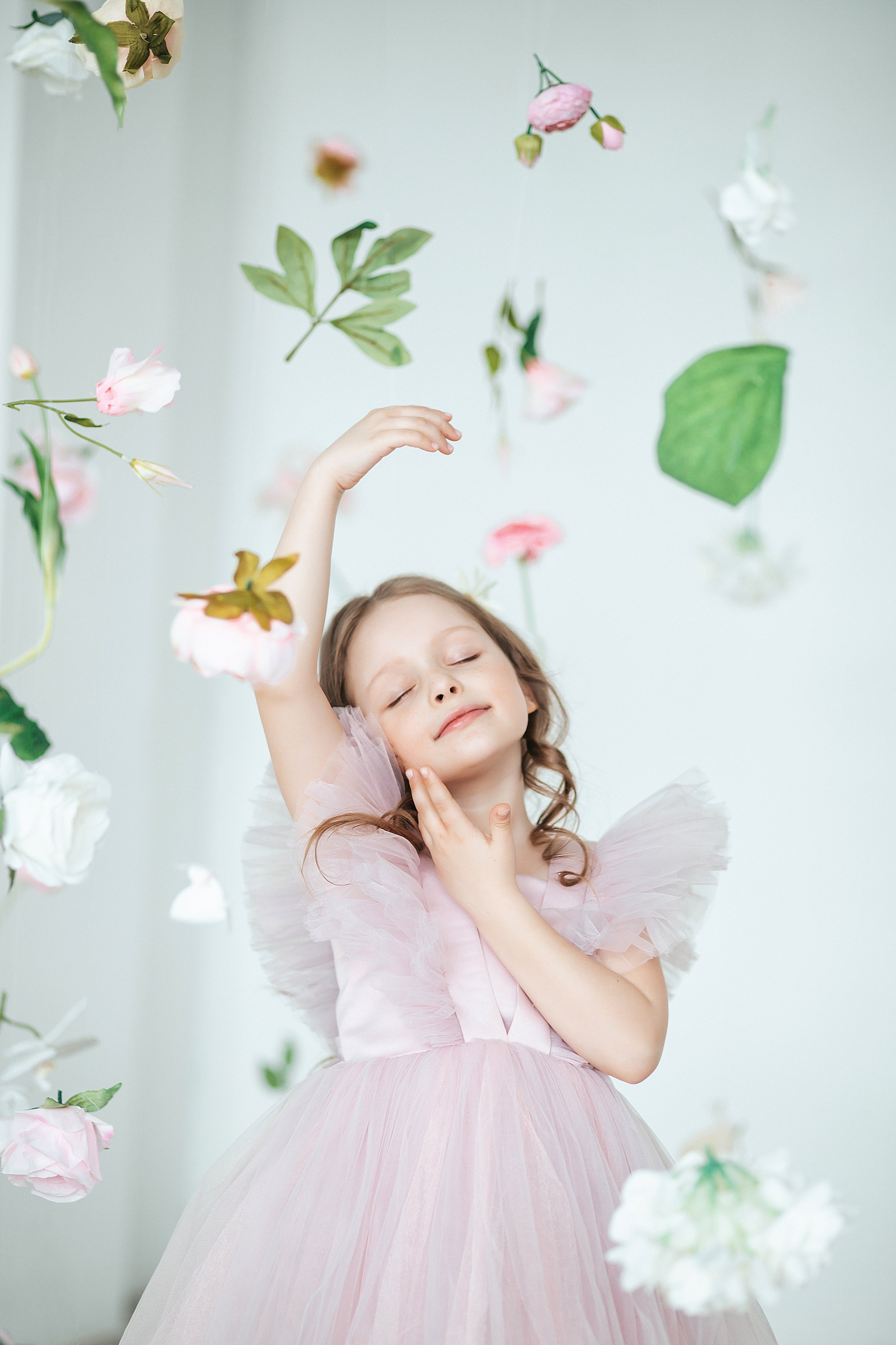 Цветочные весенние кадры. Детский и семейный фотограф в Красноярске Юлия Бирюкова