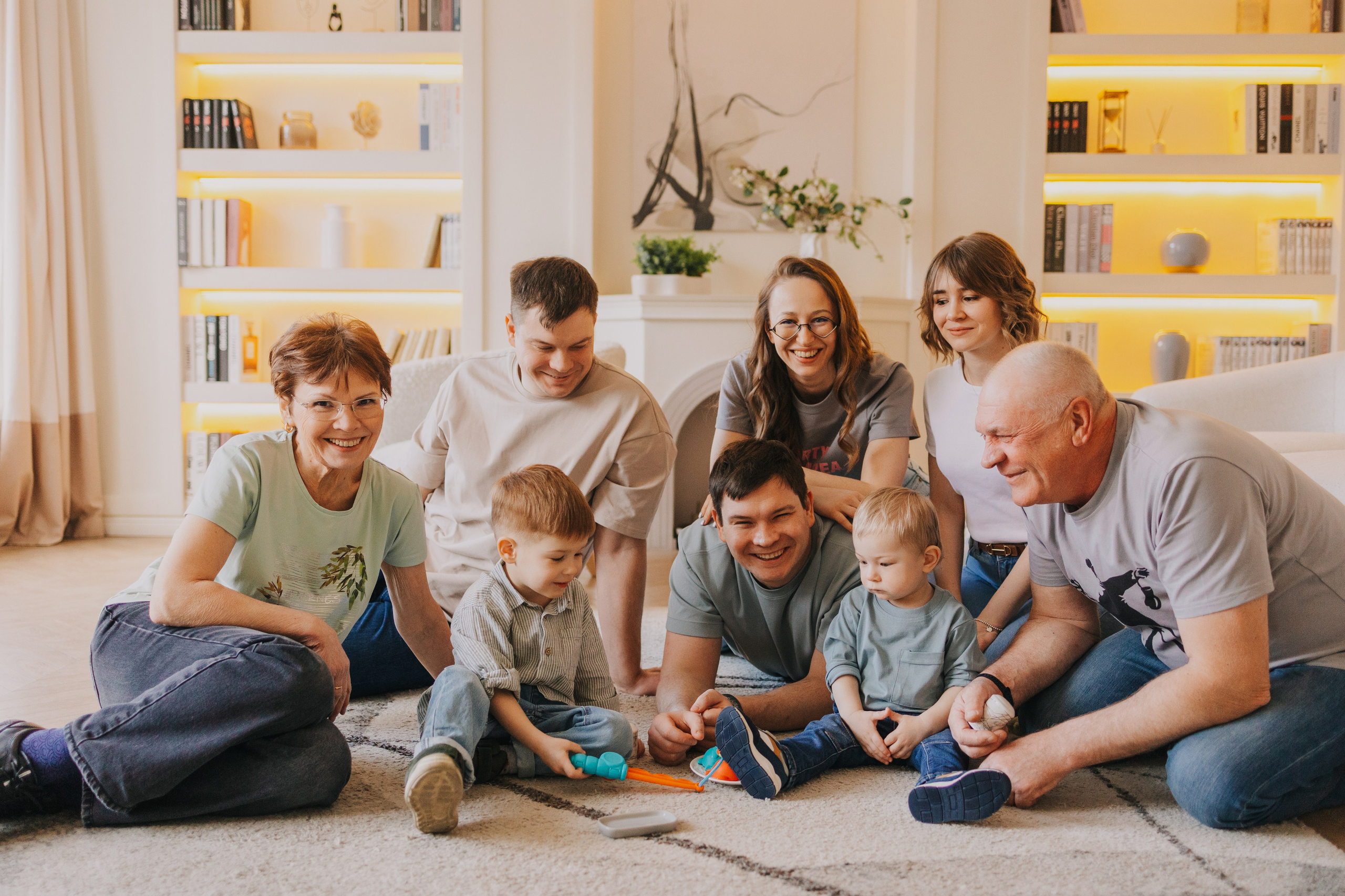 Большая семья. Домашняя фотосессия