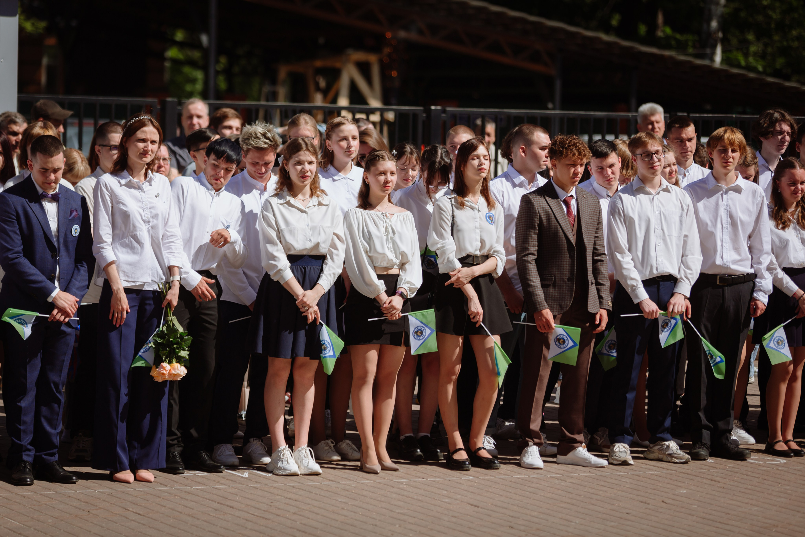 Последний звонок 2024 (2 часа фотосъемки). Профессиональный фотограф Надежда Антонова