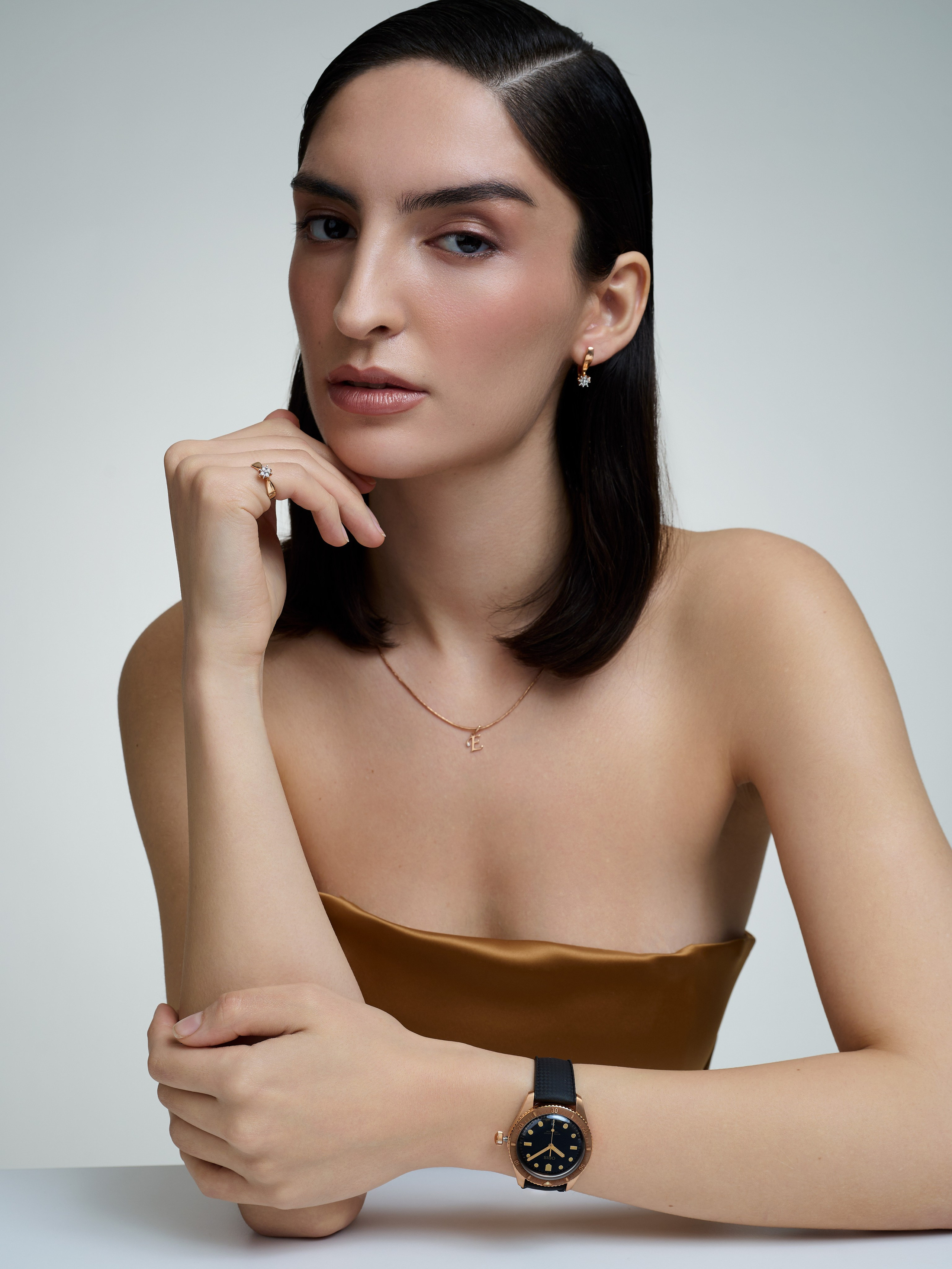 Каталог для бренда AllTime. Фотограф для брендов в Москве Ксения Чупрунова