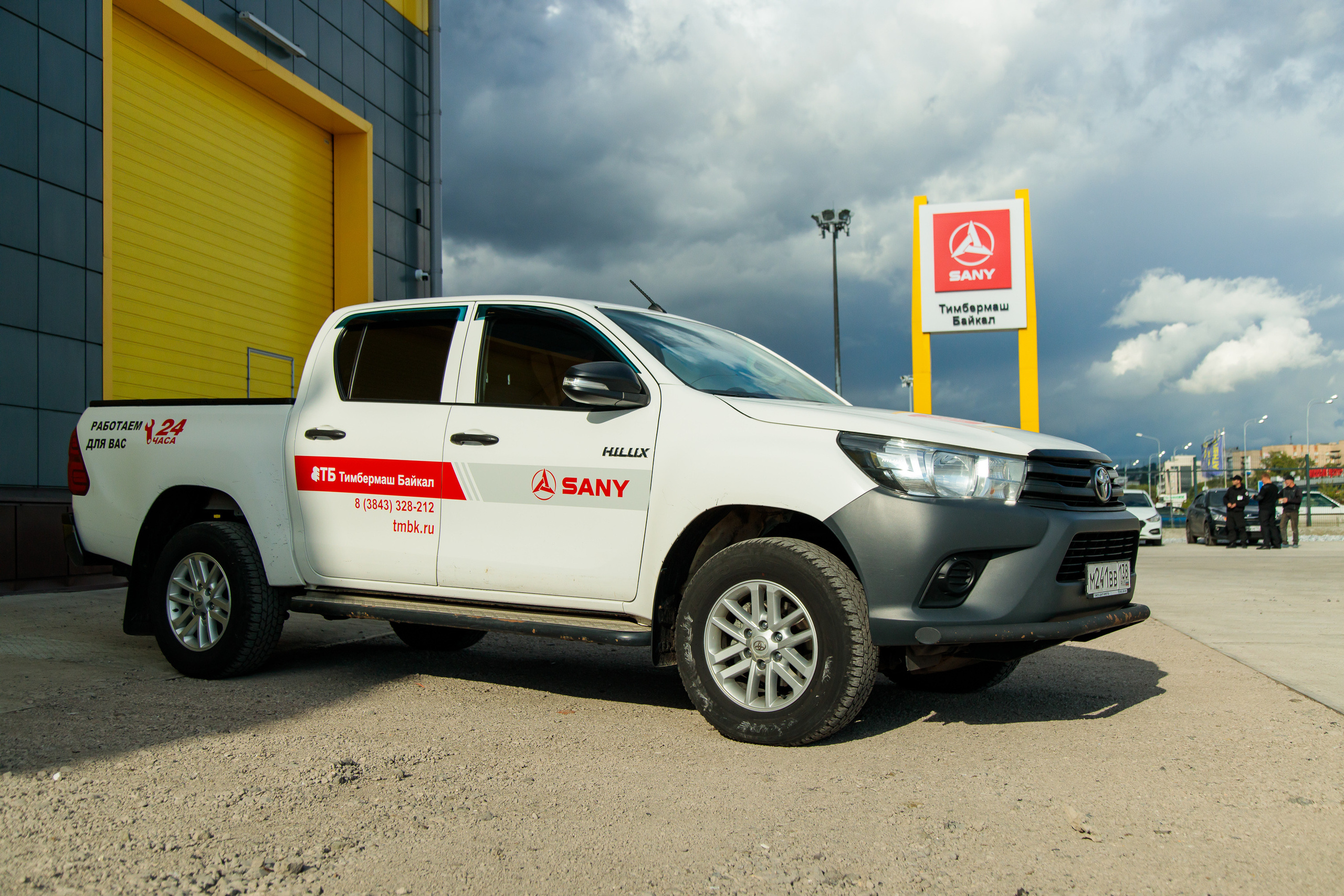 Контент для бизнеса в Новокузнеце. Фотограф в Новокузнецке Бахтияр Омуров