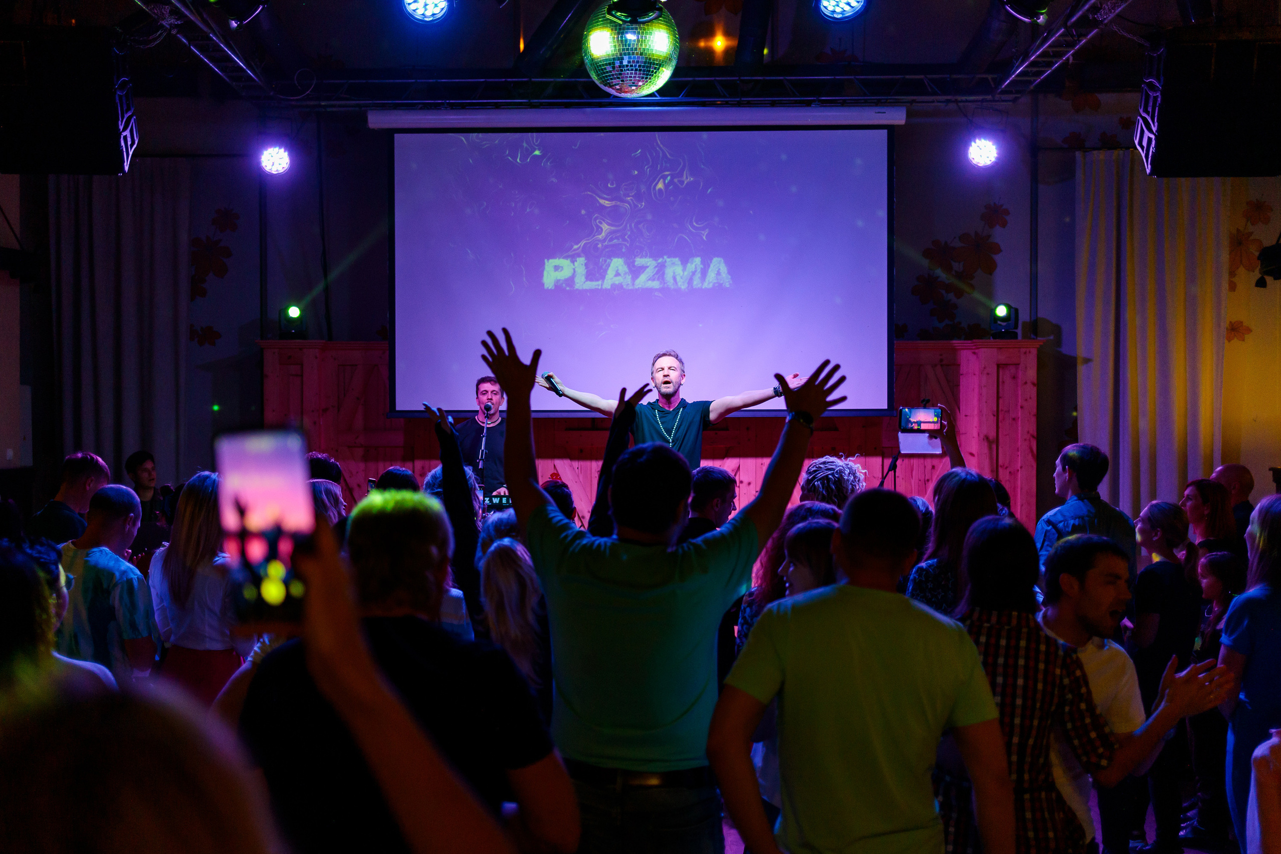 Фотограф Новокузнецк. Фотограф в Новокузнецке Бахтияр Омуров