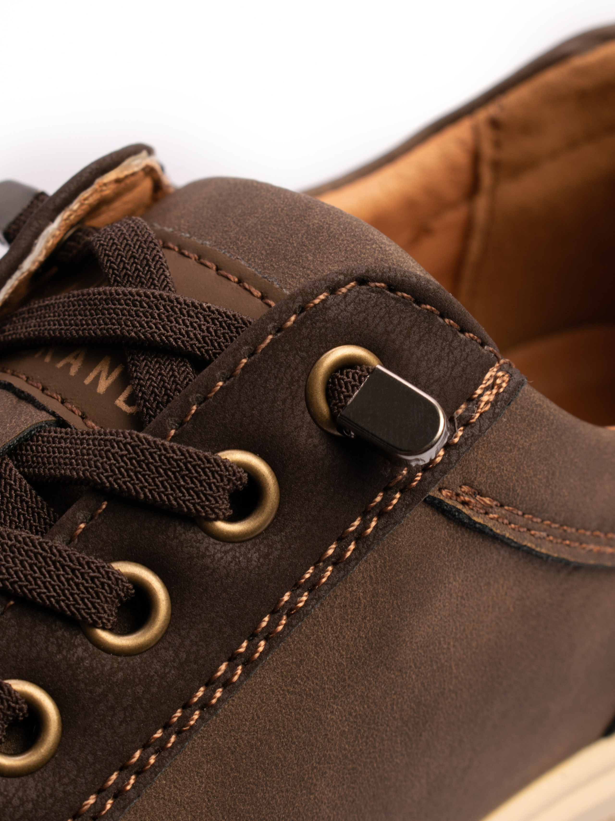 Предметная съёмка на белом фоне. Главная