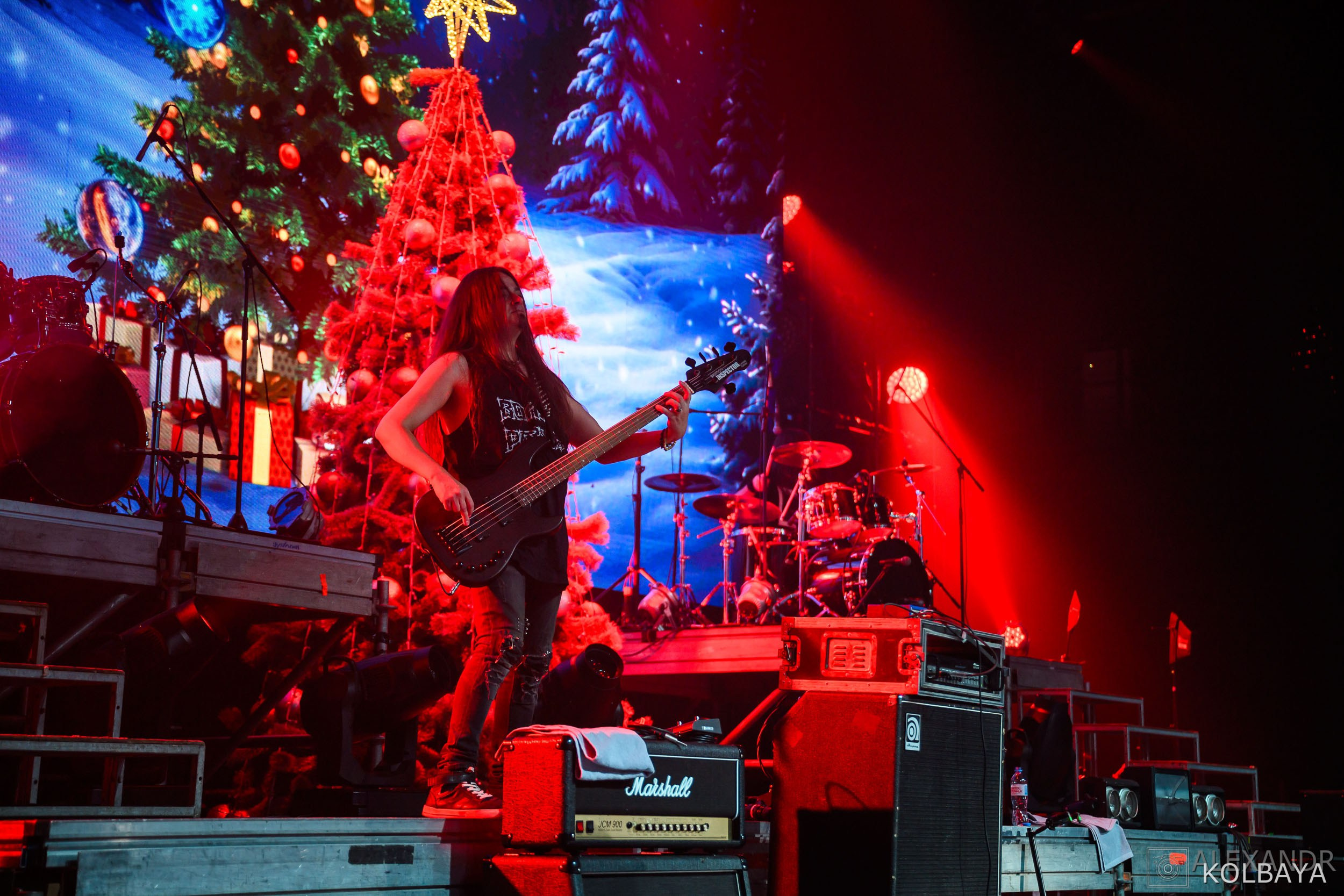 Фоторепортаж с Метал-Елки 2026. Концертный и театральный репортажный фотограф в Москве Александр Колбая