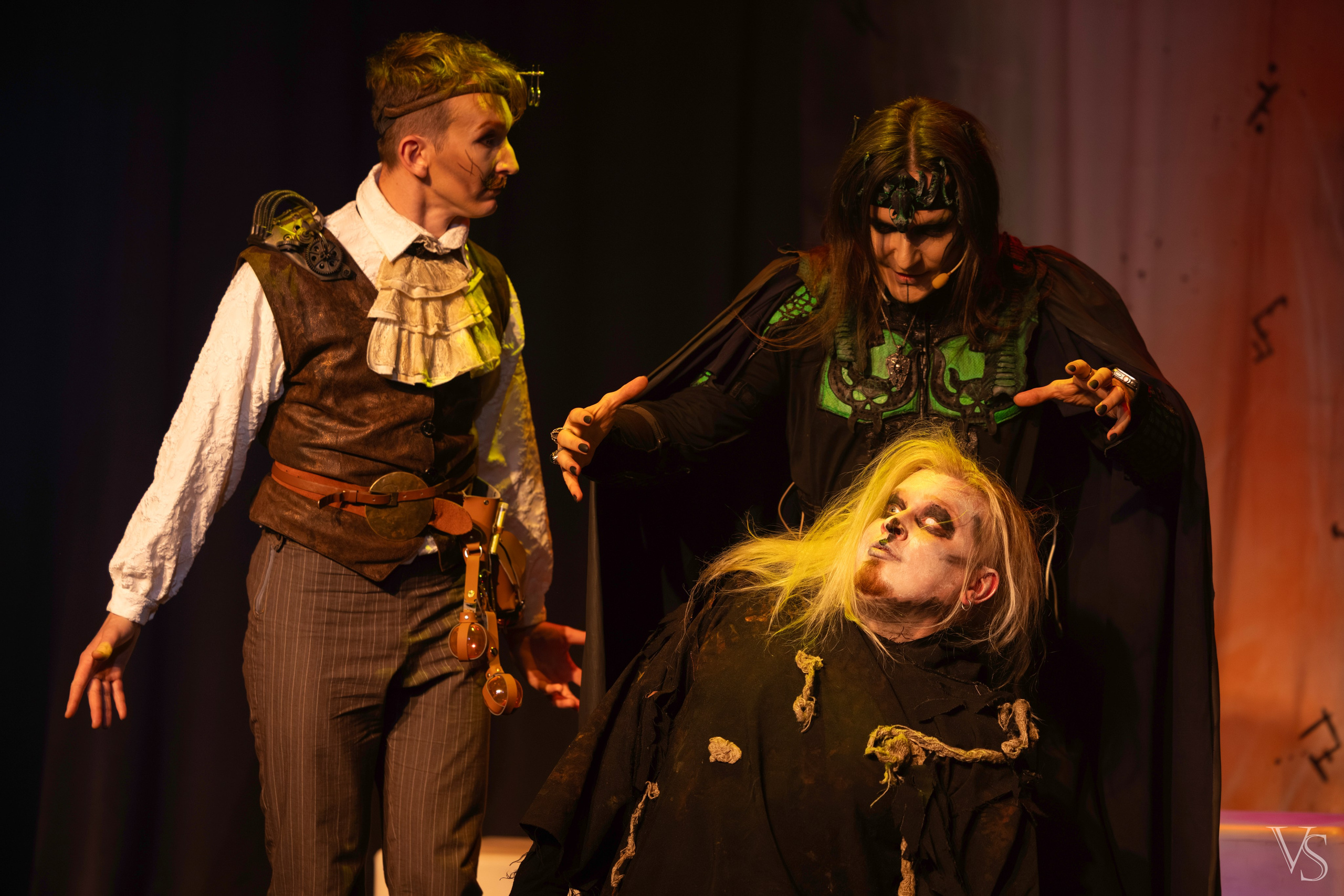 Книга стихий 25.01. Фотограф Виктор Степанов