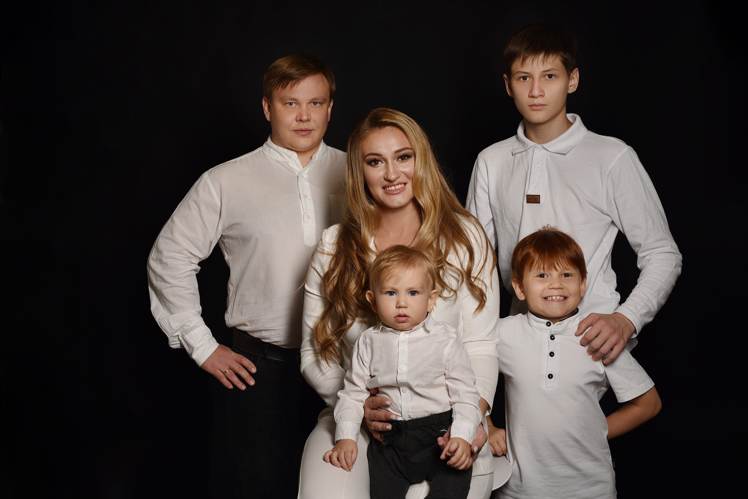 Портрет на фоне. Профессиональный фотограф в Рязани