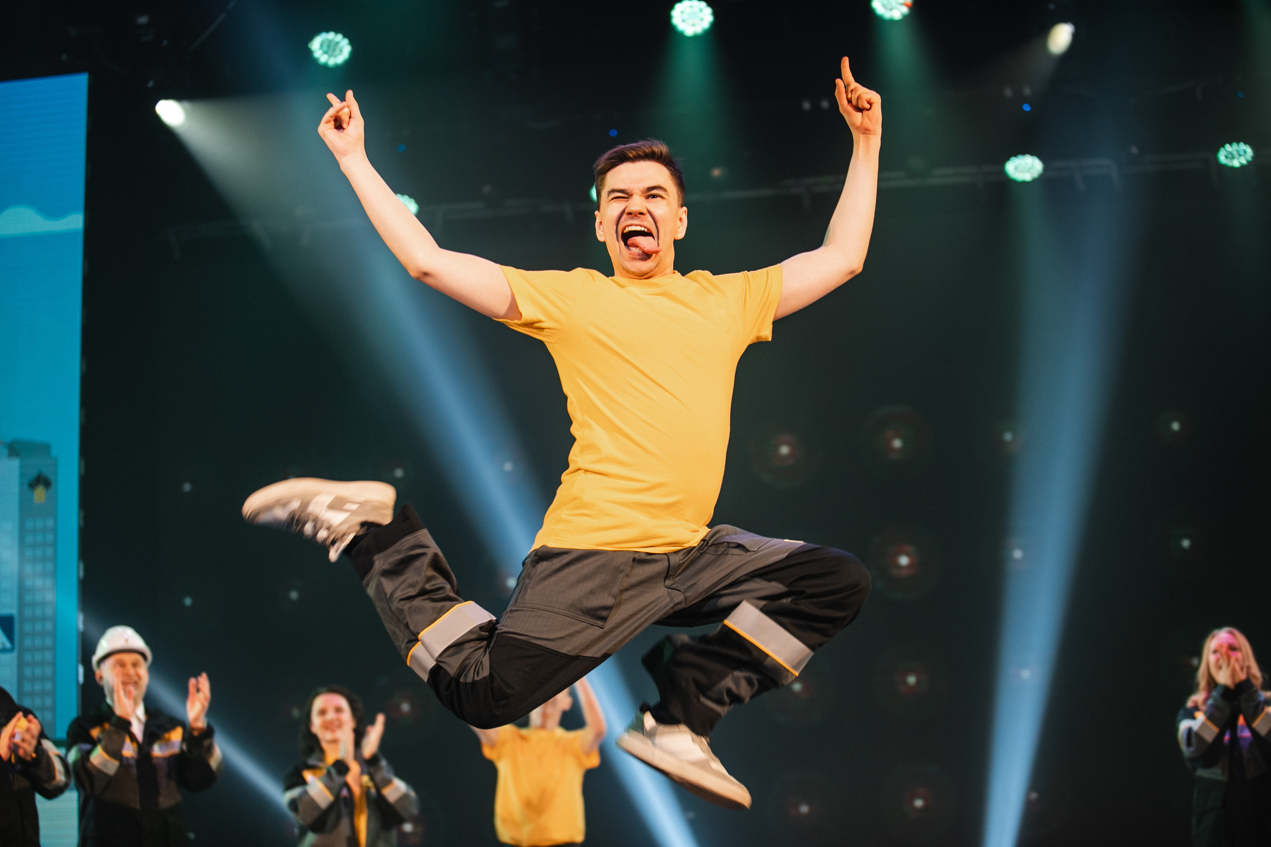 Нефть как музыка судьбы. Роман Урумбаев фотограф Нижневартовск