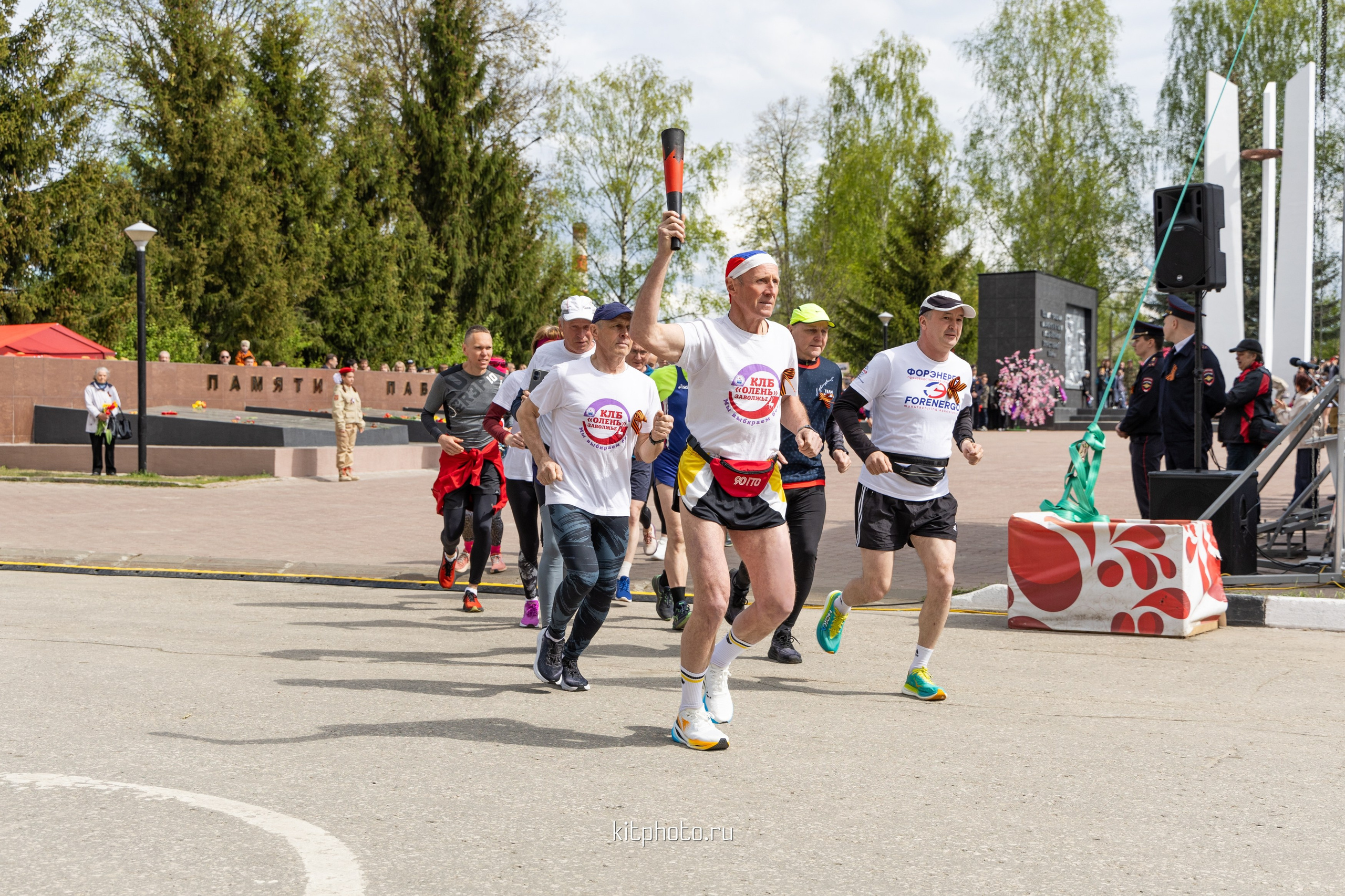 Фотосъёмка Дня Победы 2025 в Городце | Репортаж от KitPhoto. Фотограф Нижний Новгород Мария Китаева