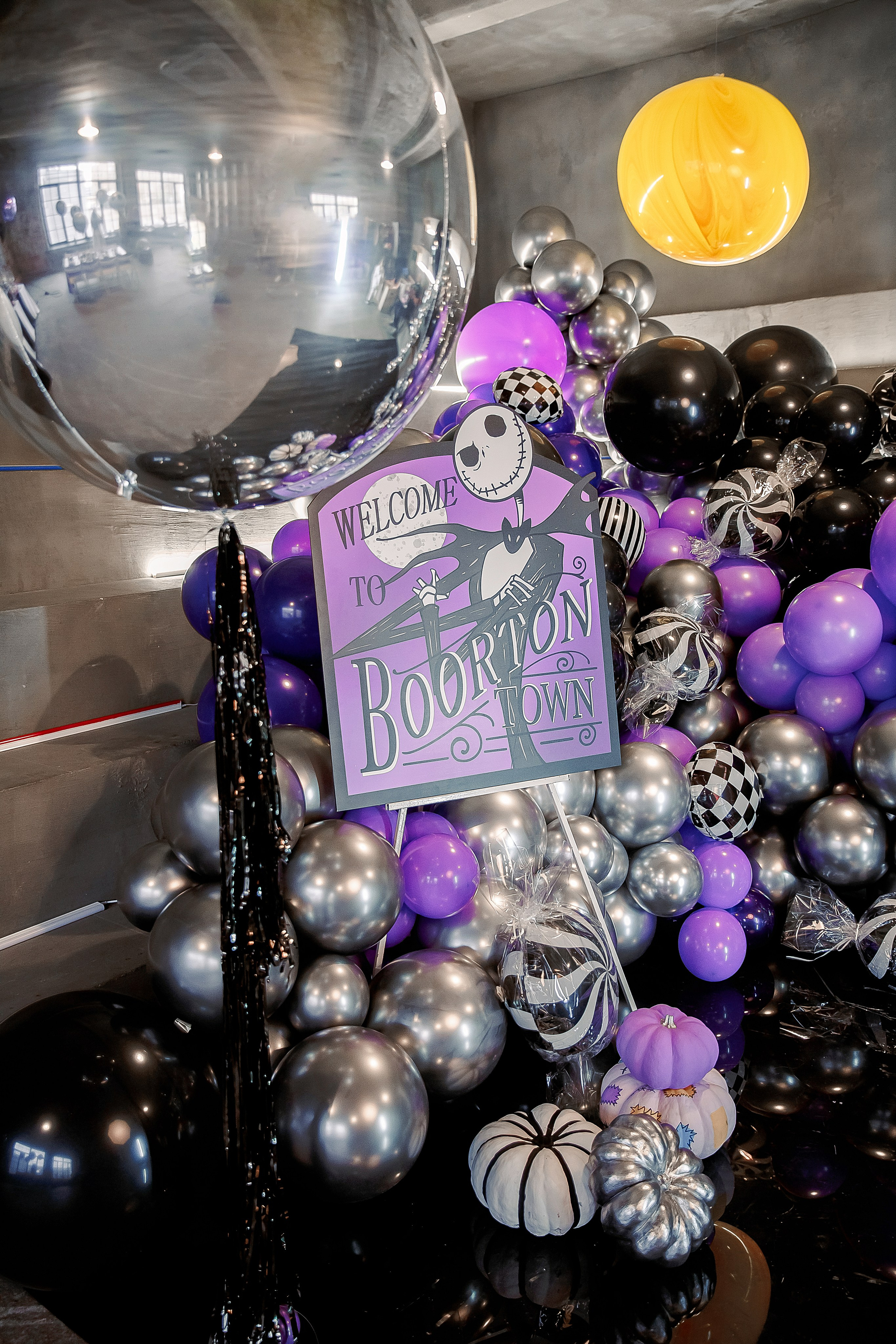 BURTON TOWN | 20.10.2024 | г. Москва. МашаШарики | Декоратор | Москва