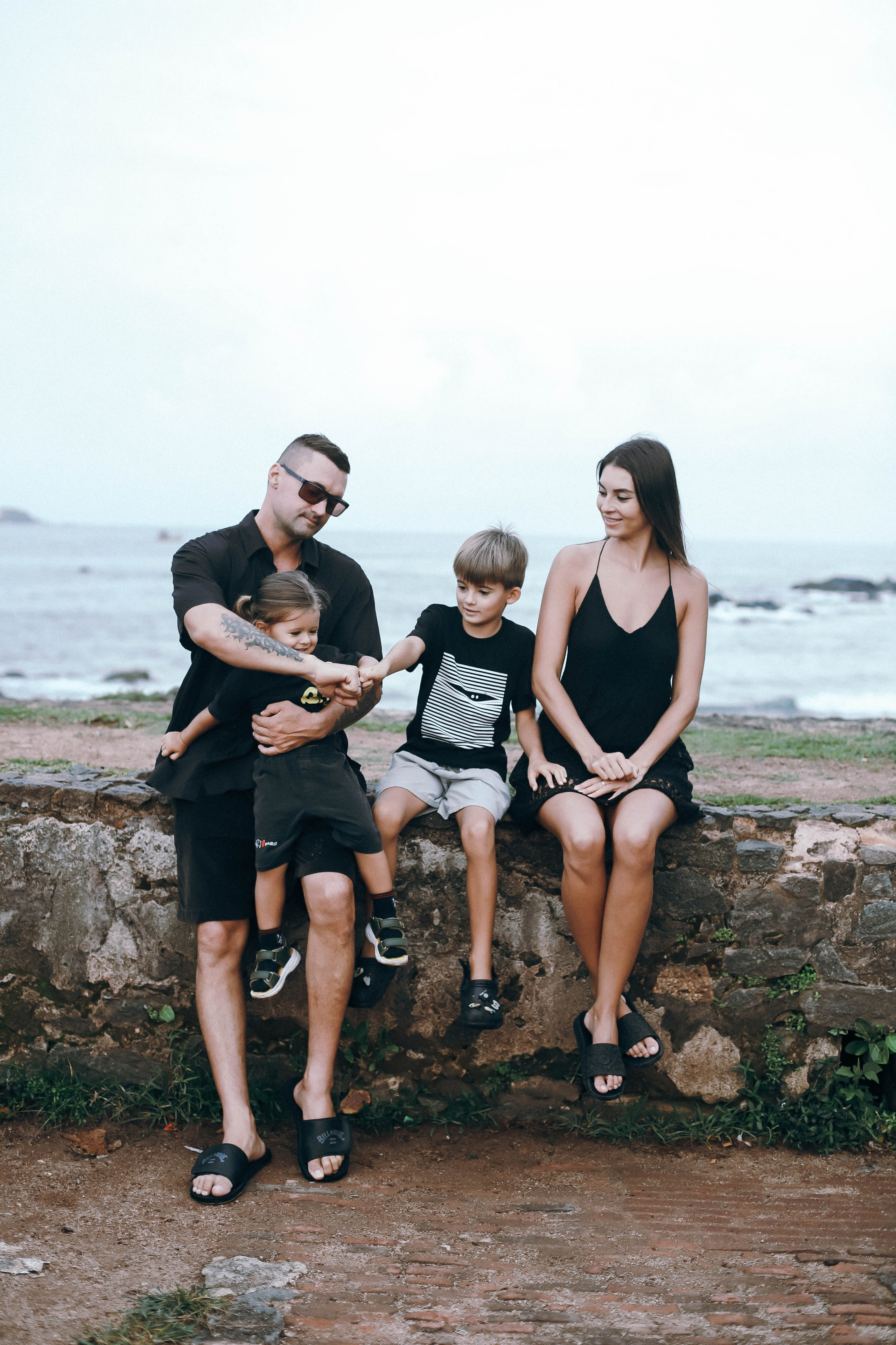 «Теплые семейные кадры среди уютных кафе и пальм Галле»