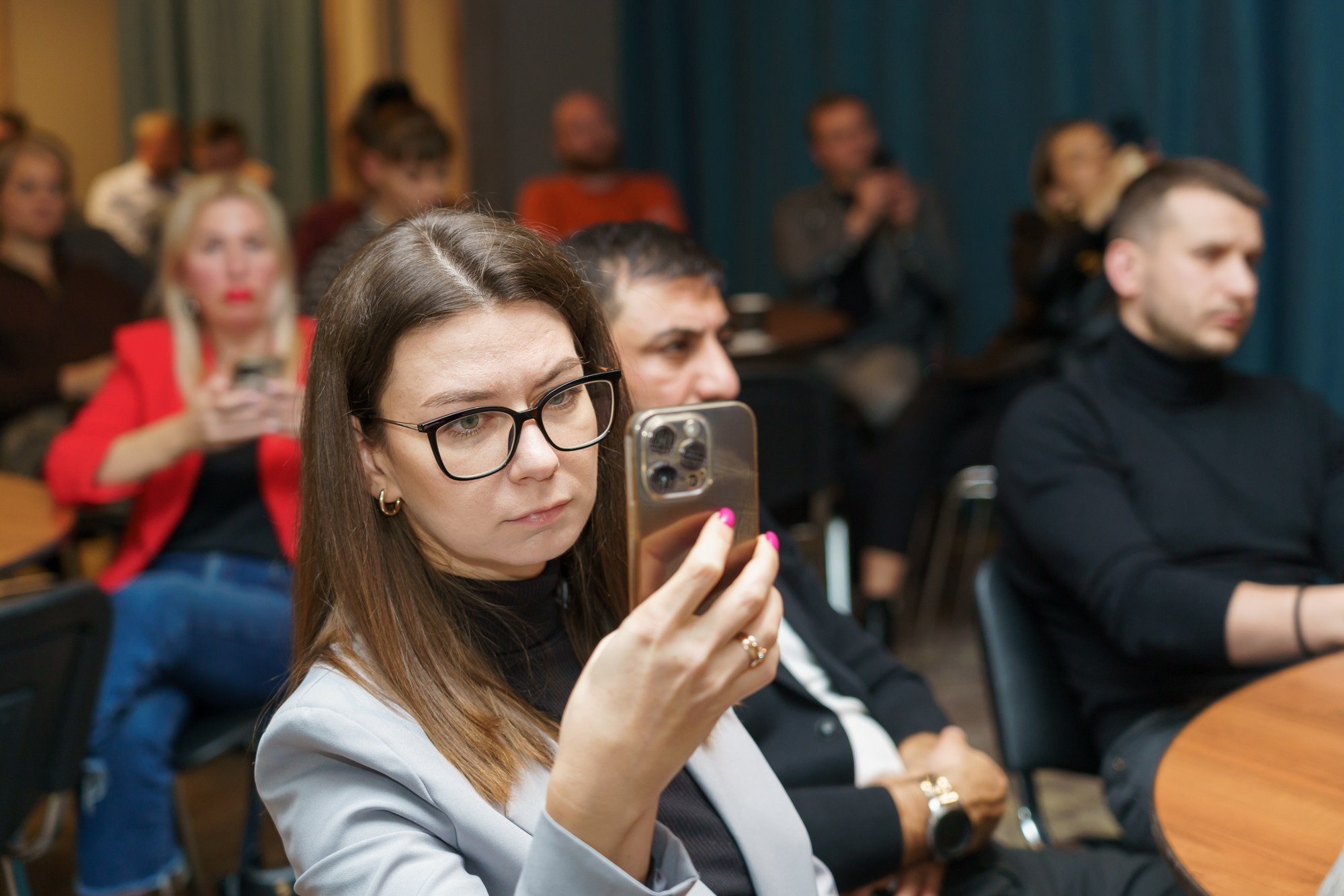 Выступление спикера. Photomantis