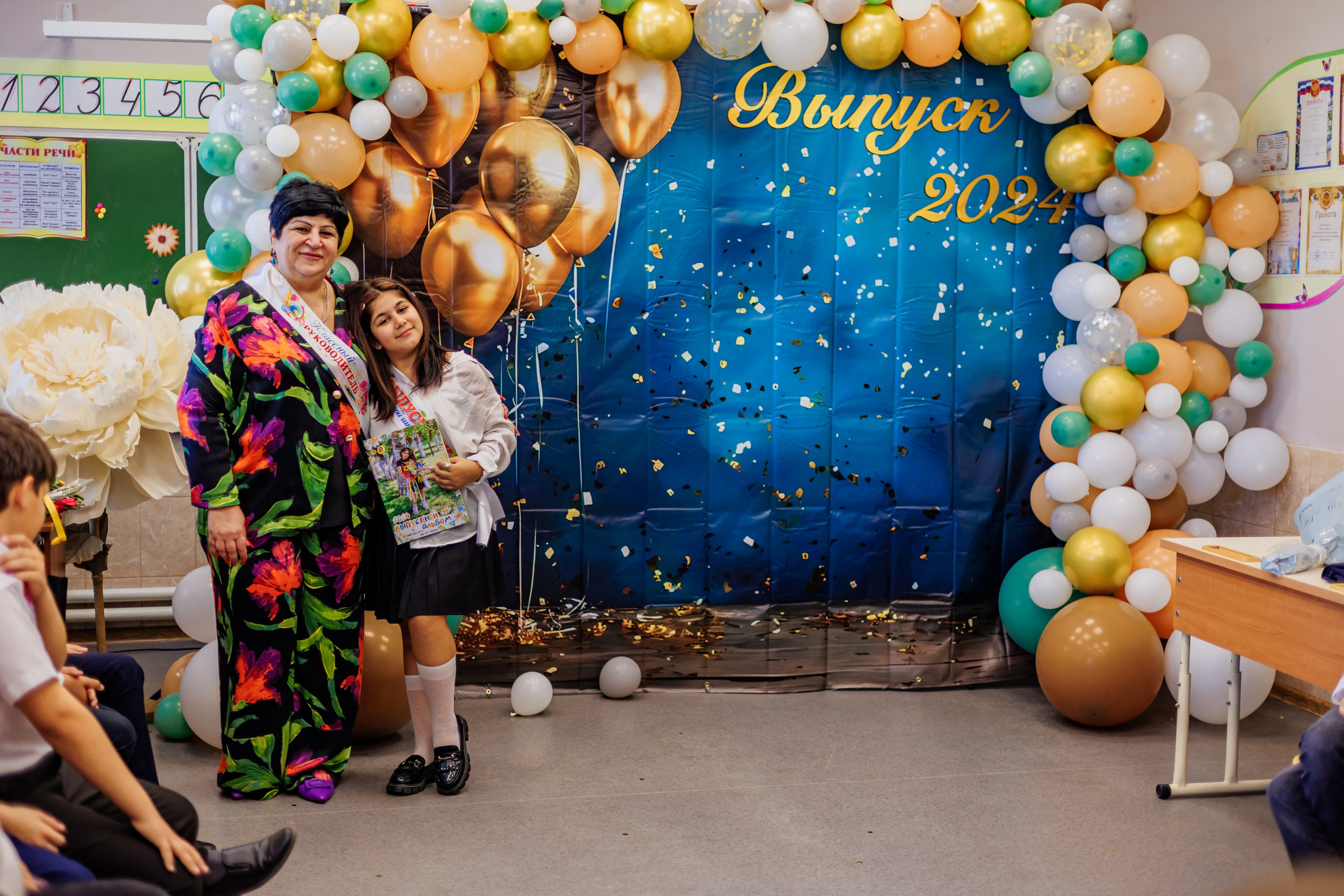 Выпуск 4а 25школа'24 год. Свадебный и семейный фотограф в Армавире